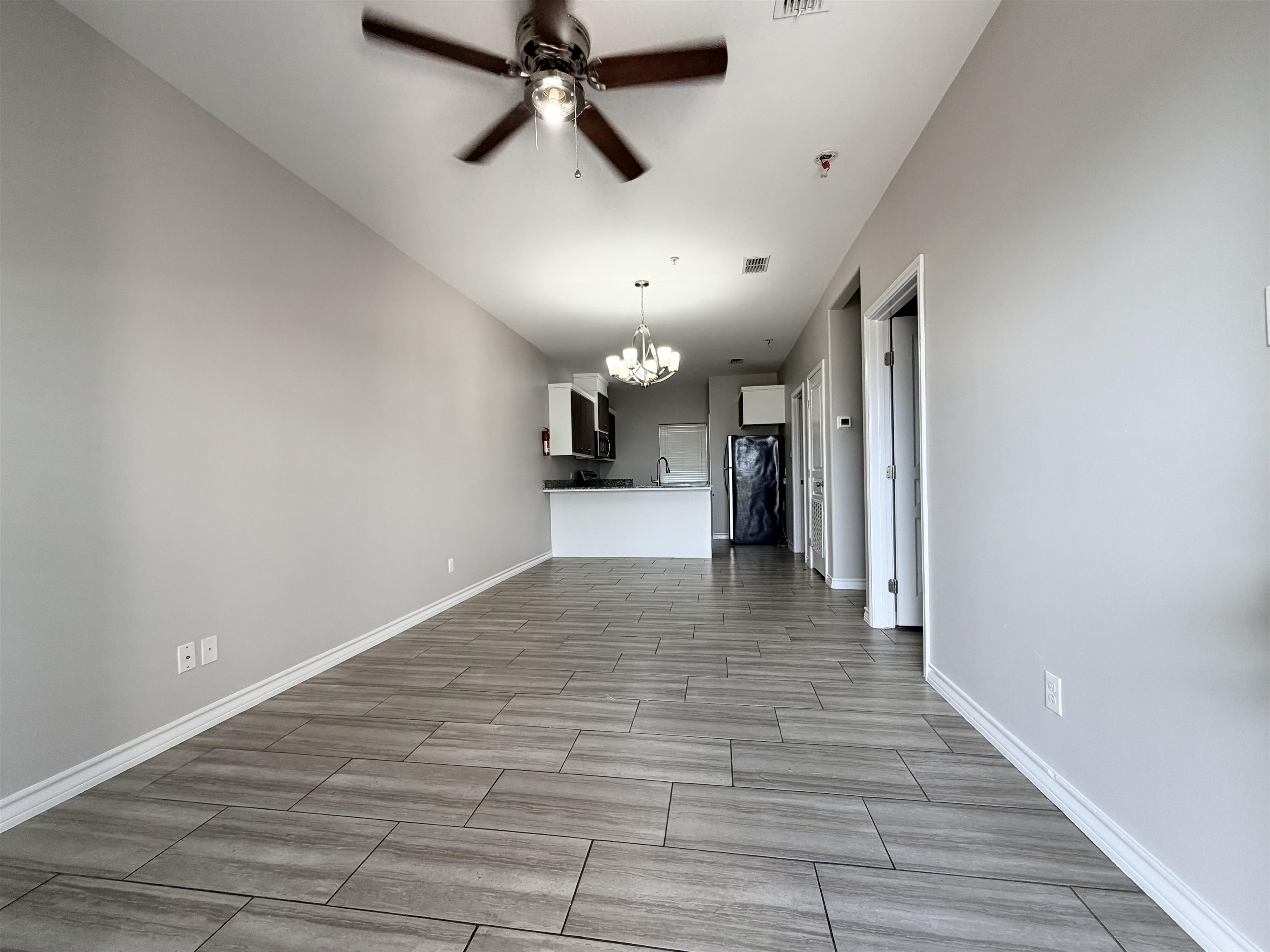 5601 Cuenca Dr F Property Photo 6