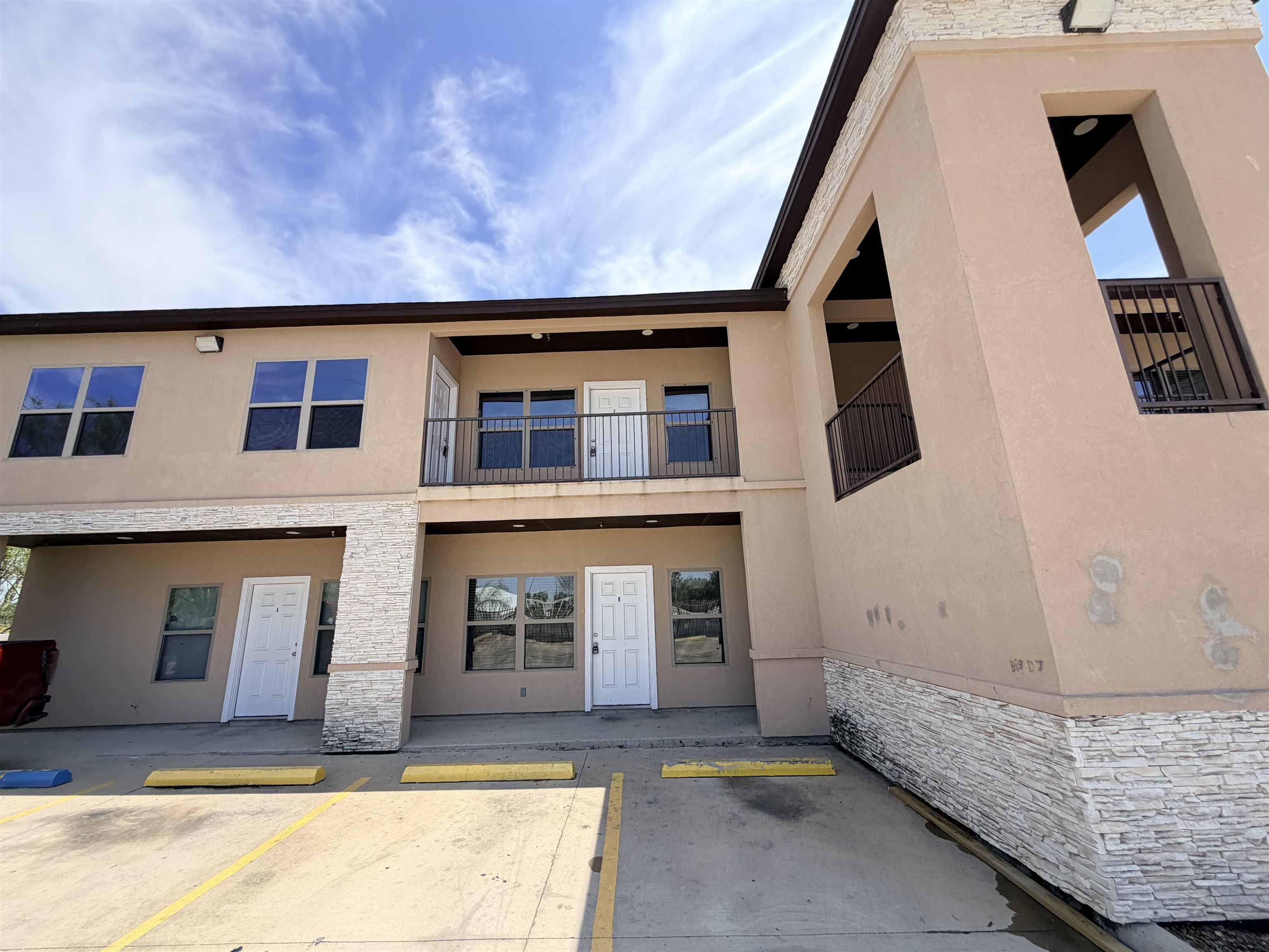 5601 Cuenca Dr F Property Photo 14