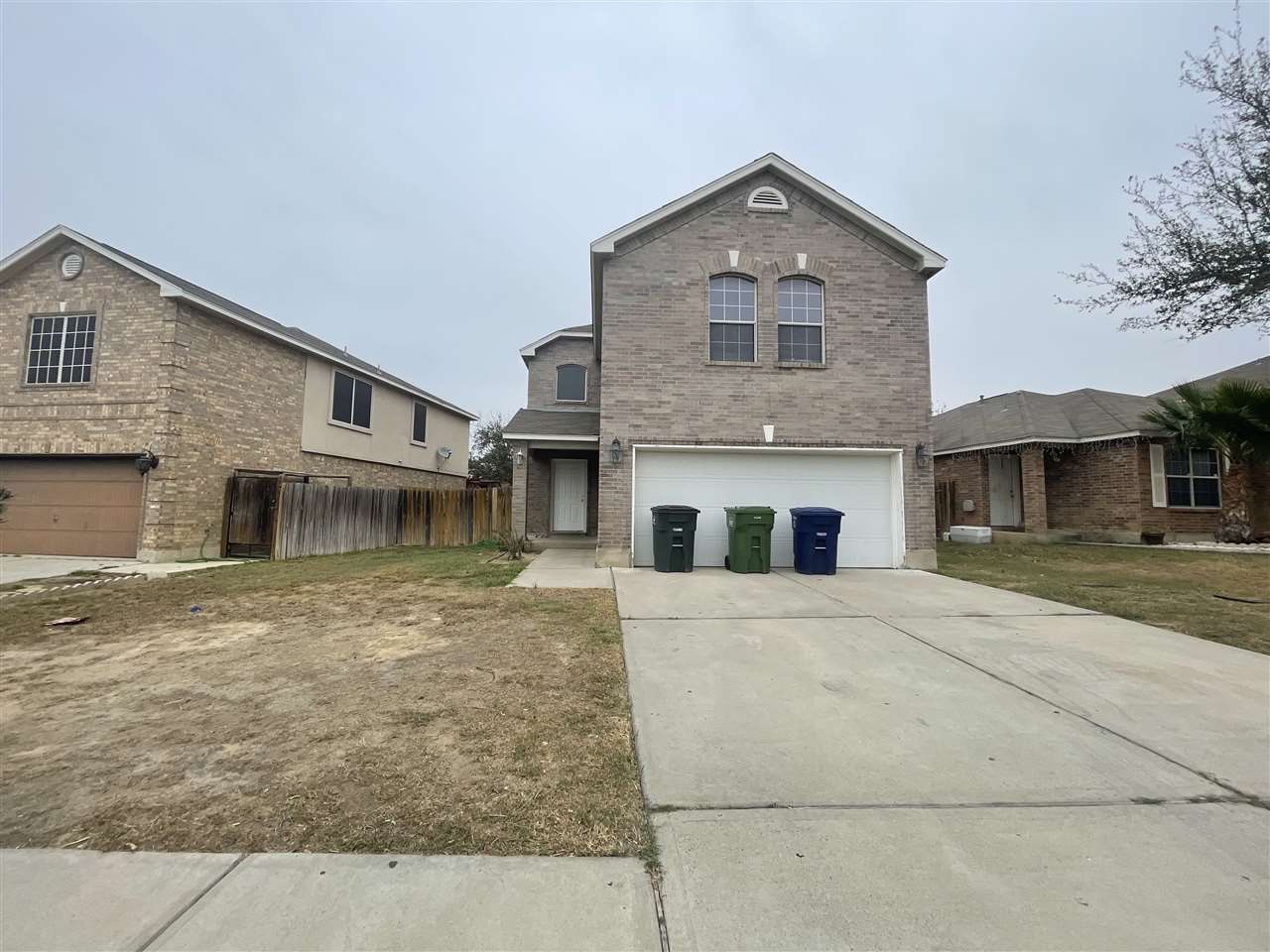 519 Gandara Dr Property Photo 1