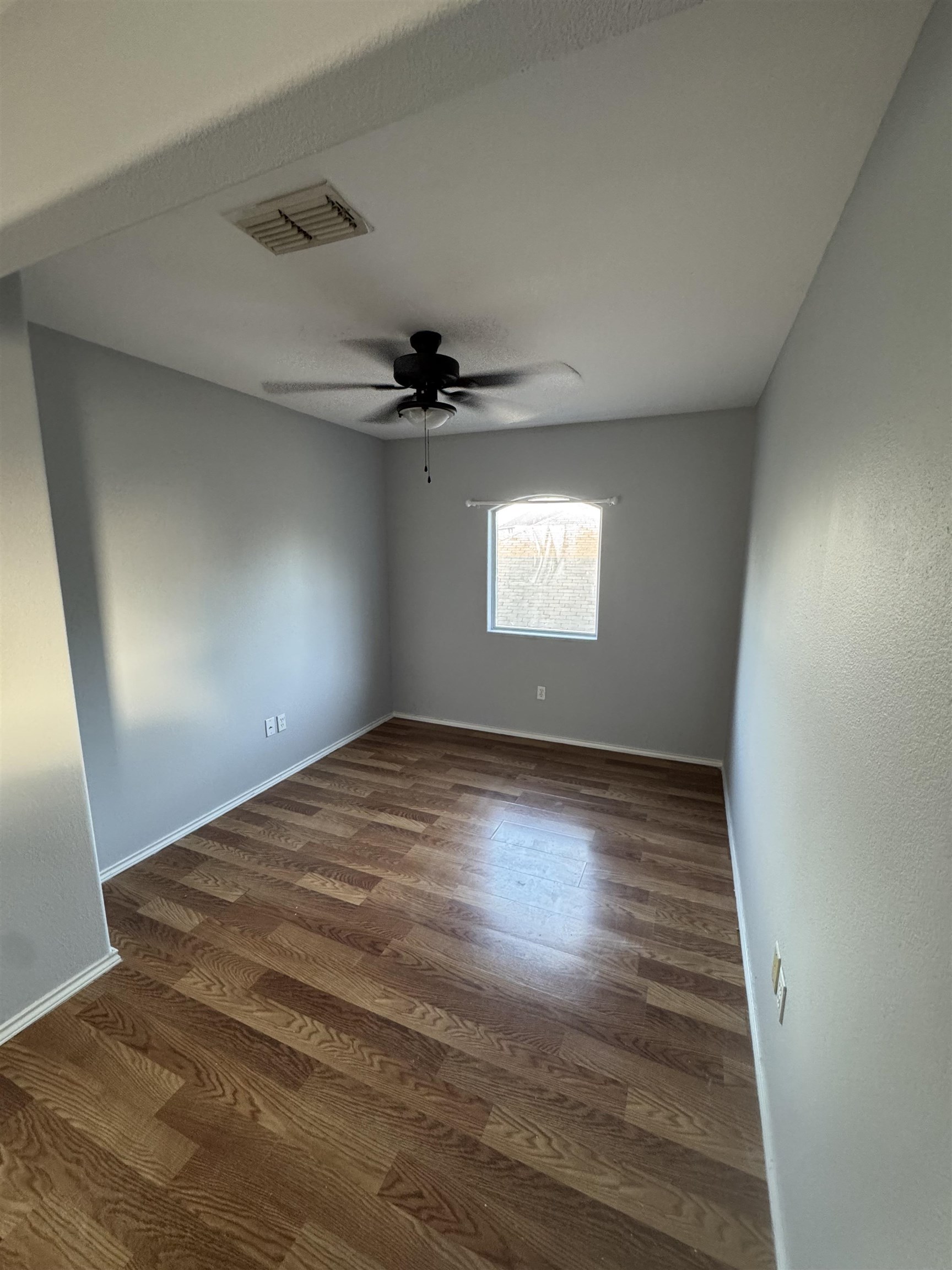 519 Gandara Dr Property Photo 7