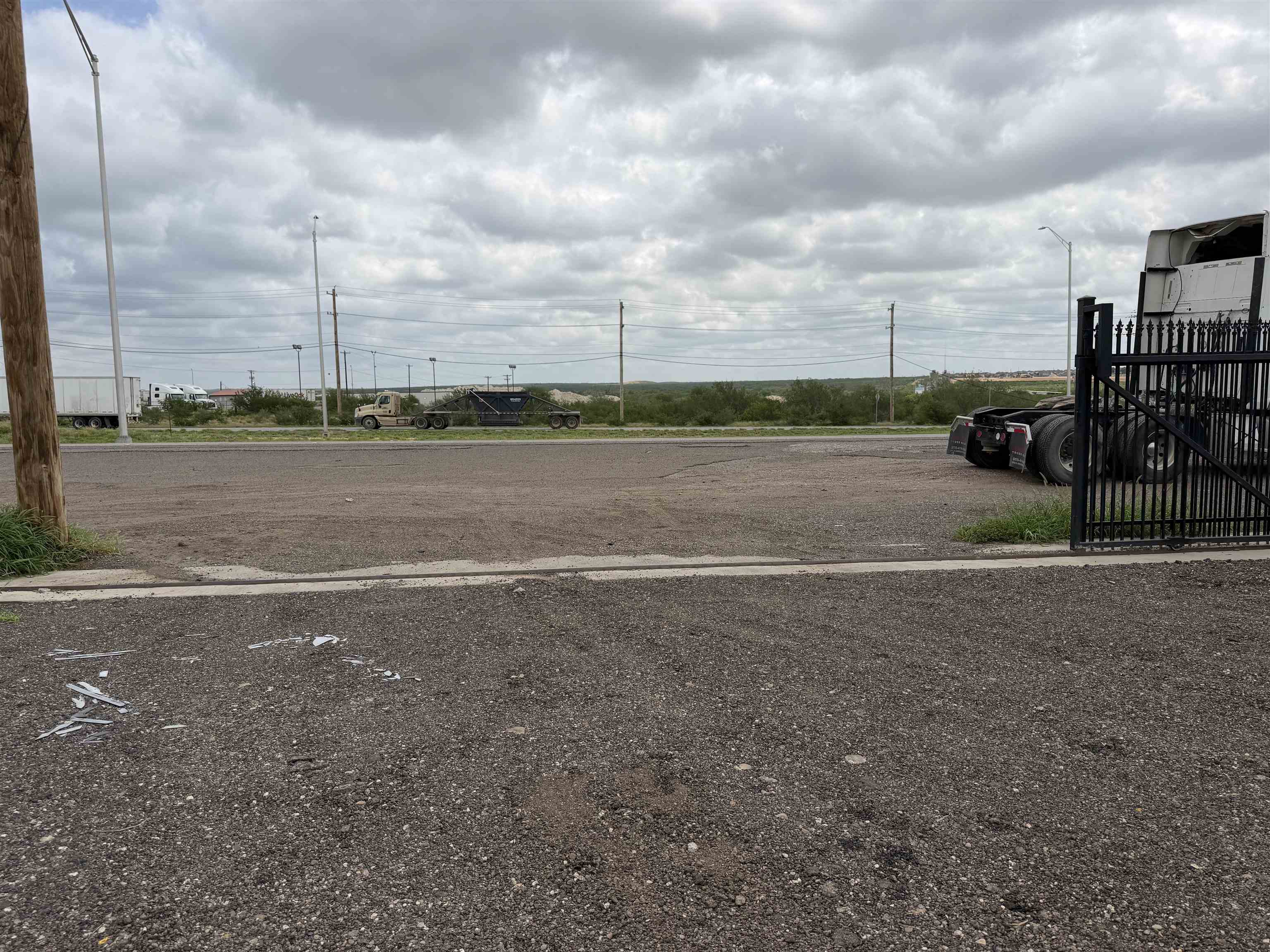 18209 Fm 1472 Property Photo 4