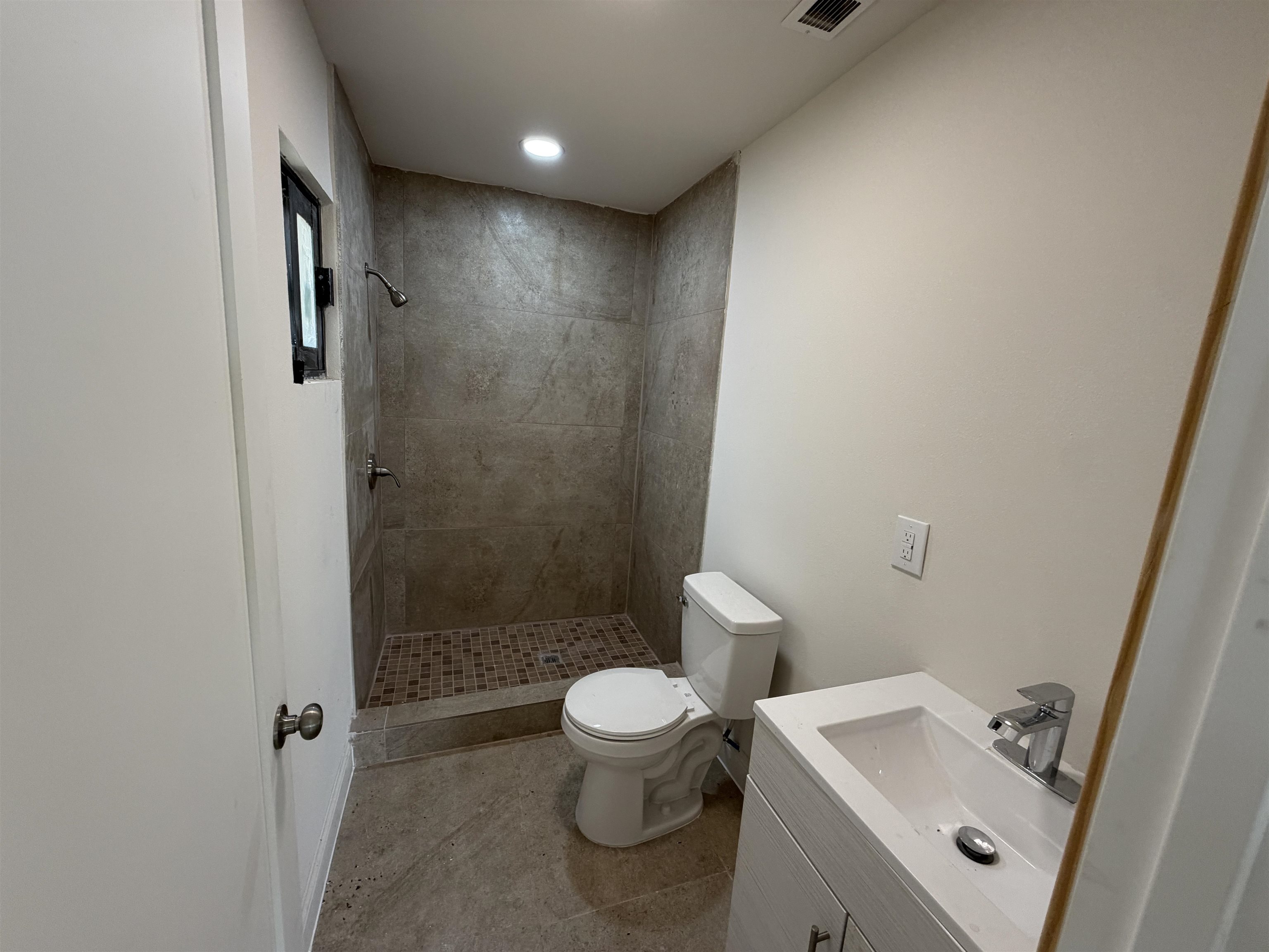 18209 Fm 1472 Property Photo 8