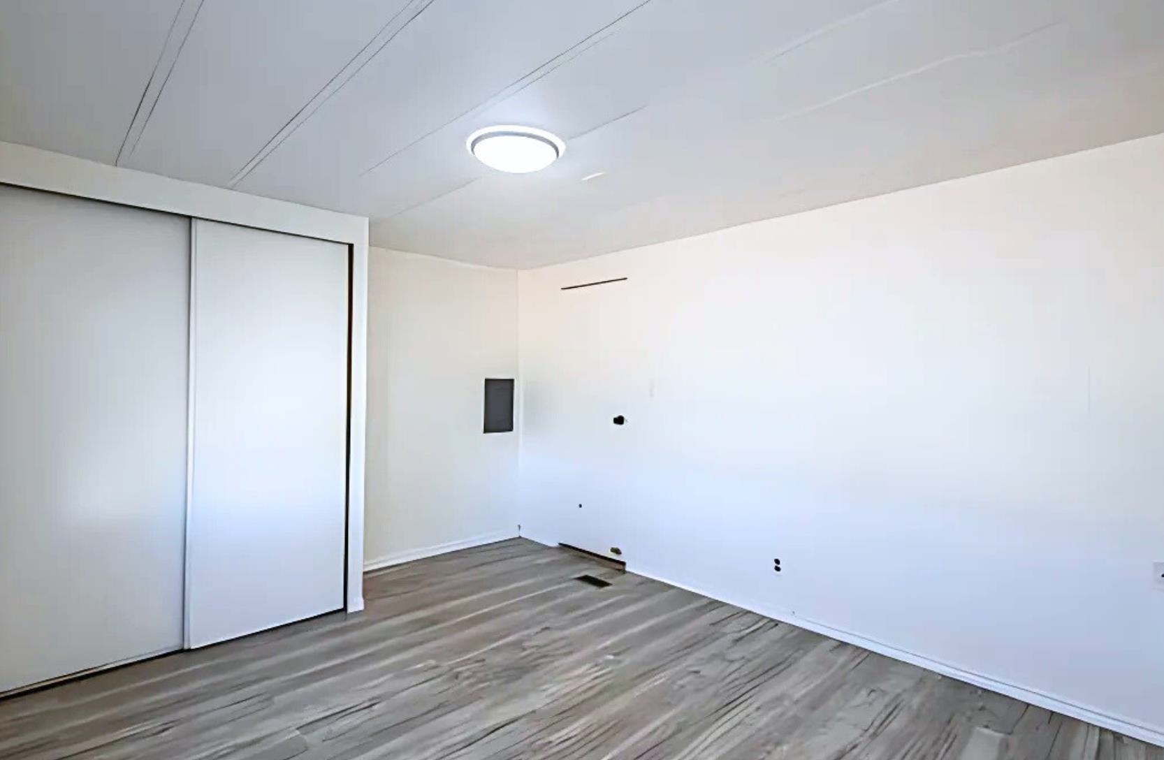 100 Blossum Blvd. Property Photo 15