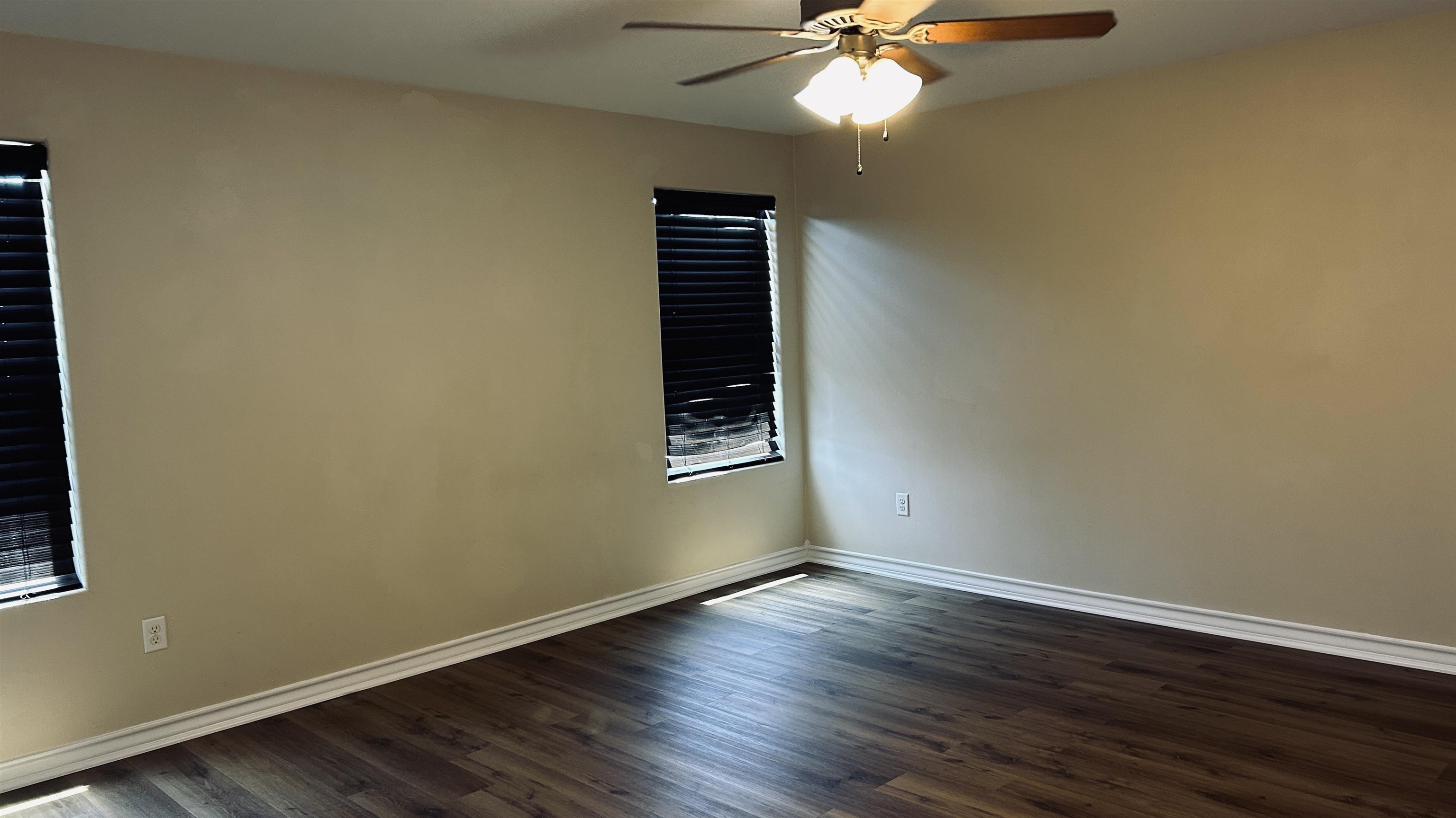 332 Silverleaf Oak Dr Property Photo 17