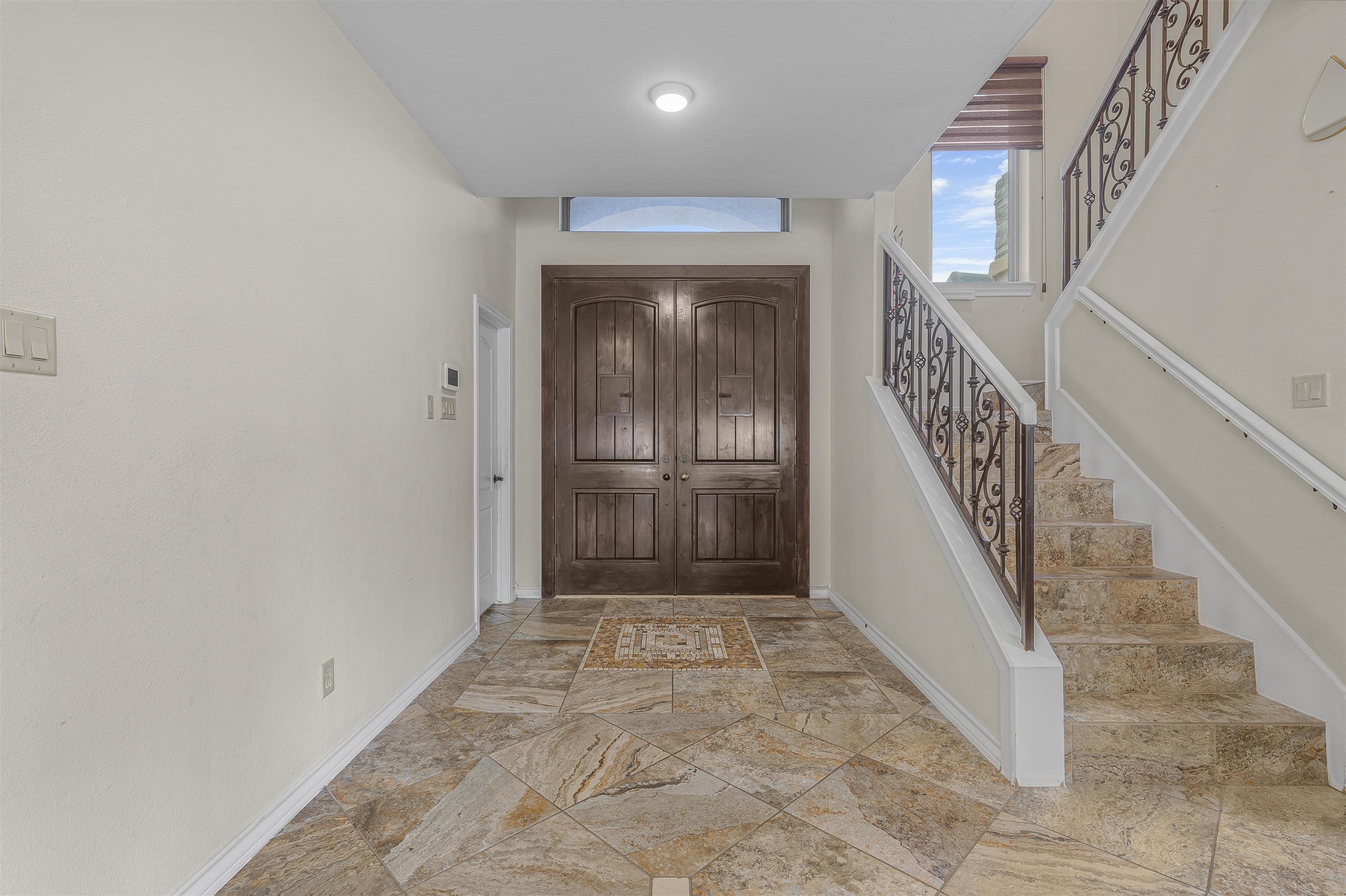 6310 Aloe Vera Dr Property Photo 3