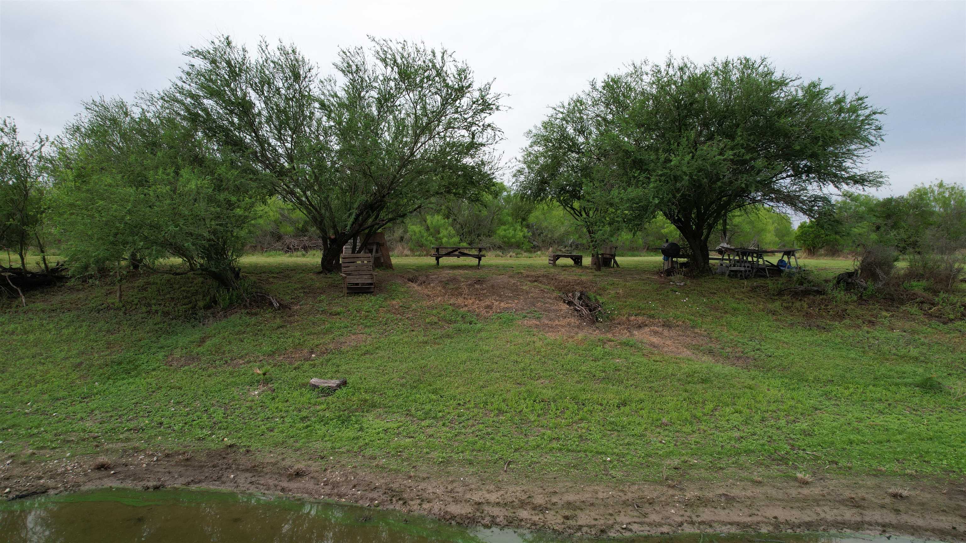 Abst 1439 Sur Property Photo 23