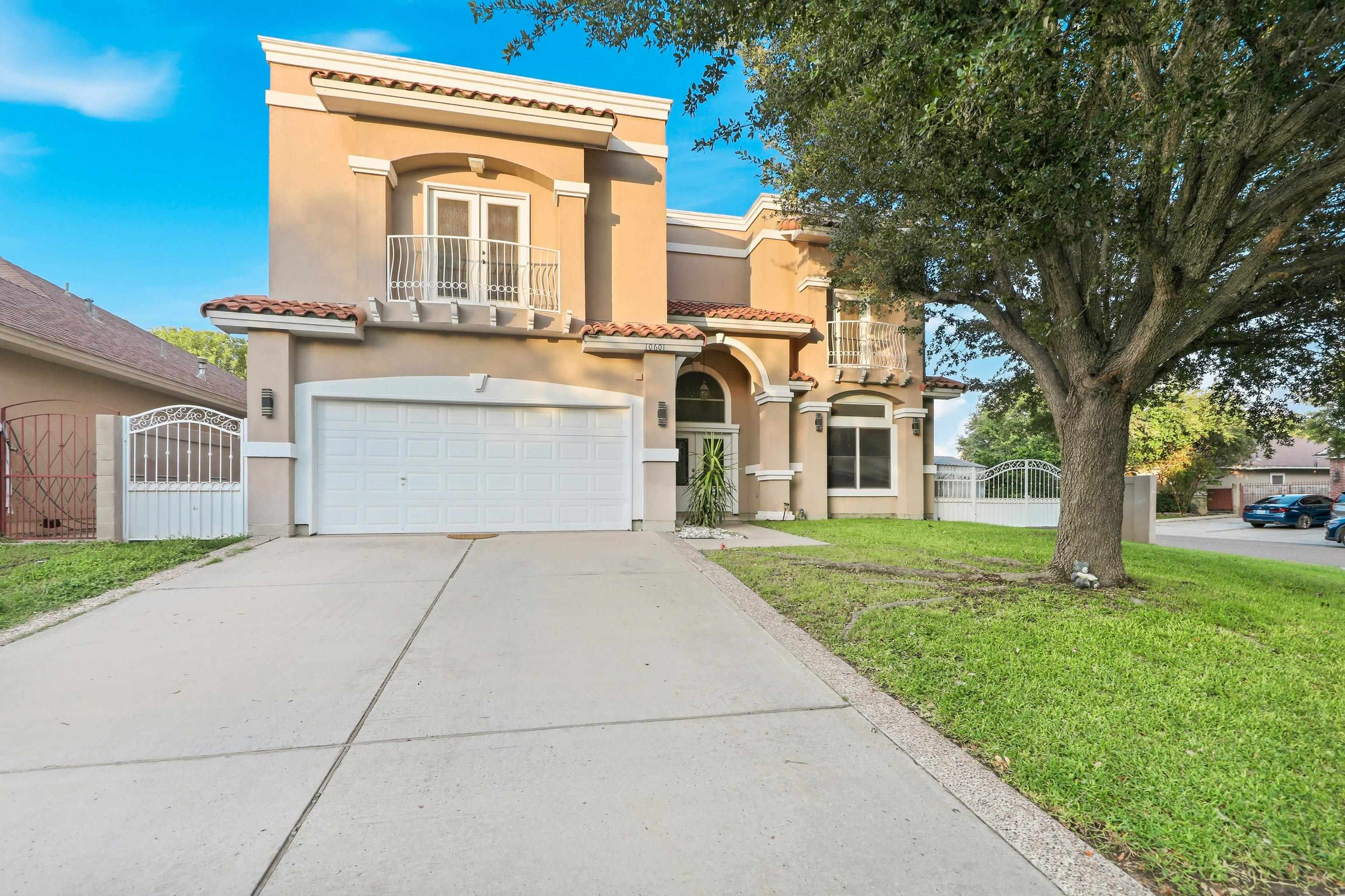 10601 Porfirio Dr Property Photo 1