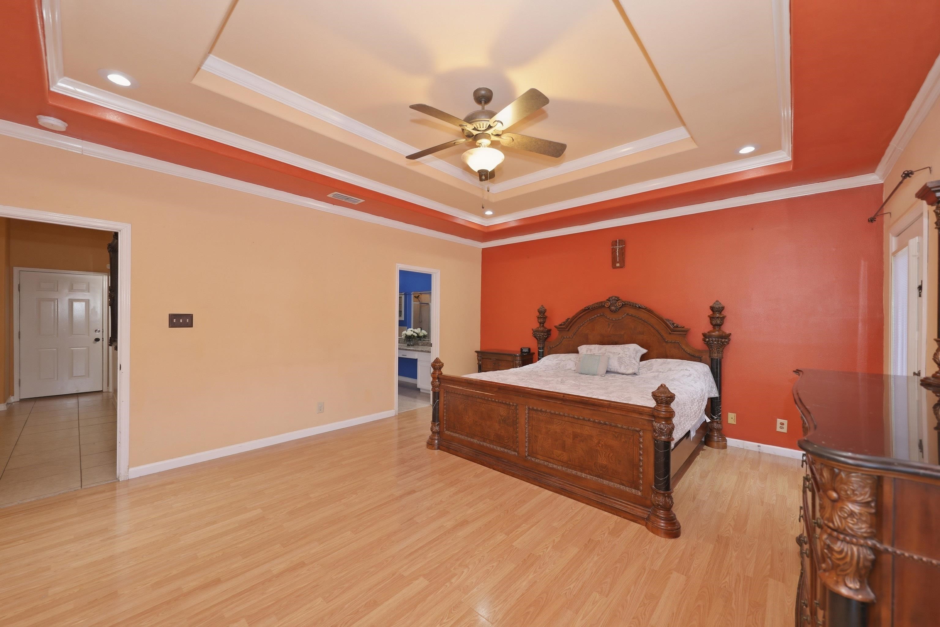 10601 Porfirio Dr Property Photo 16