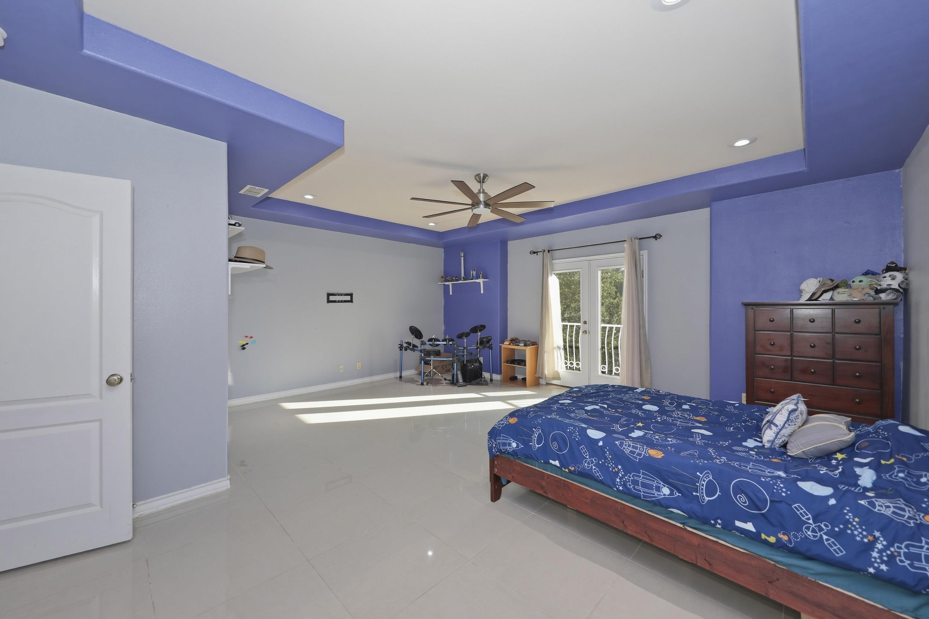 10601 Porfirio Dr Property Photo 30