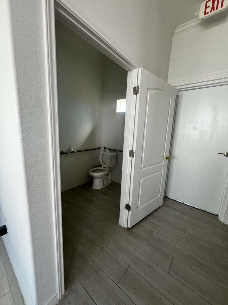 608 Gale St Property Photo 6