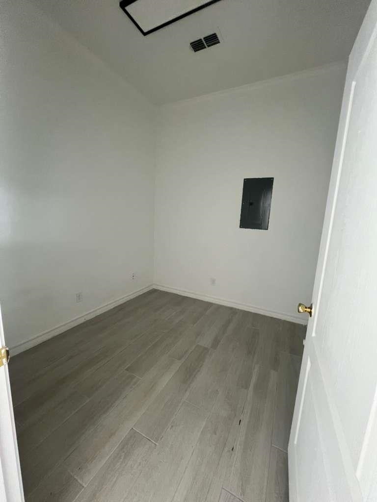 608 Gale St Property Photo 12