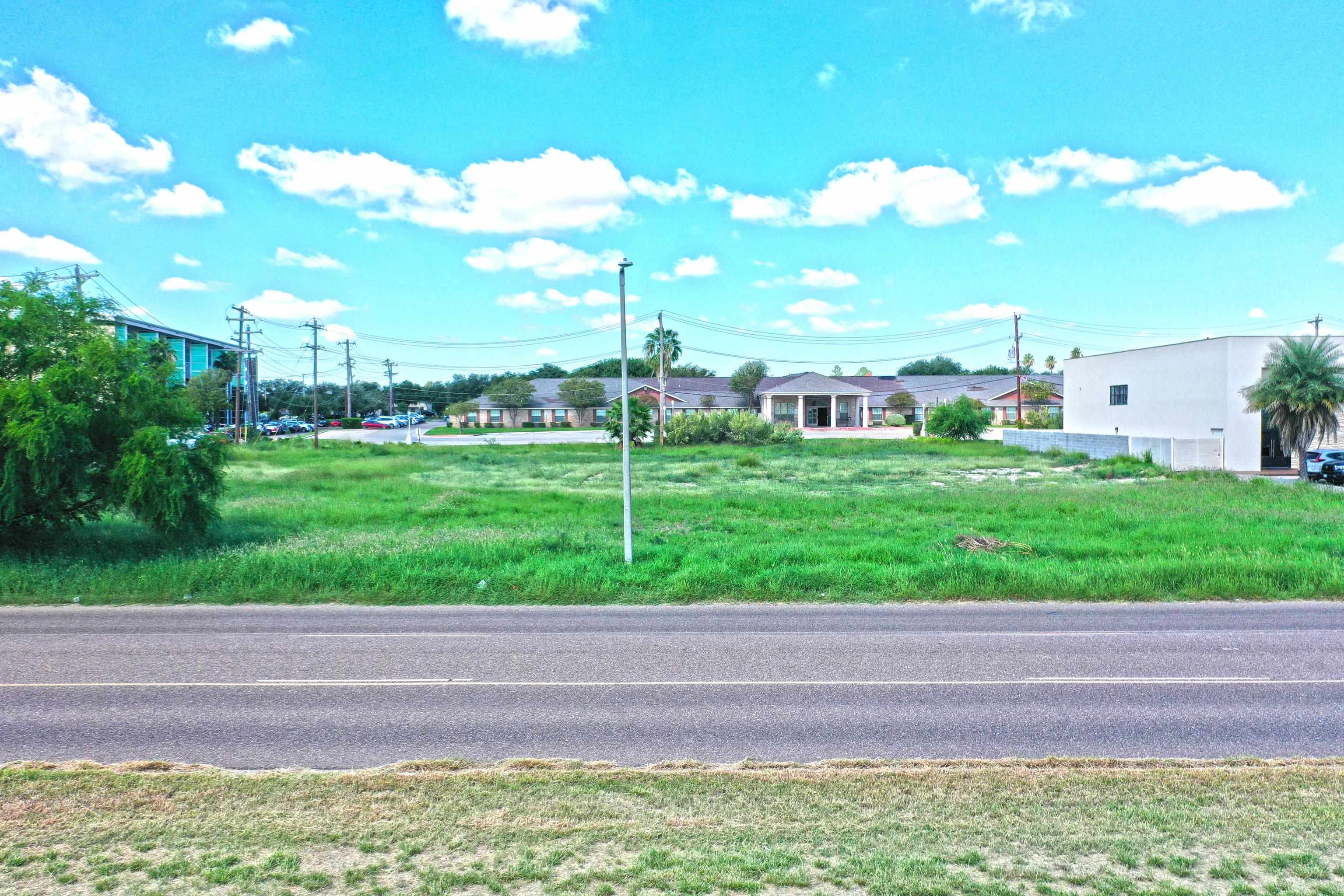 7002 Rocio Dr Property Photo 2