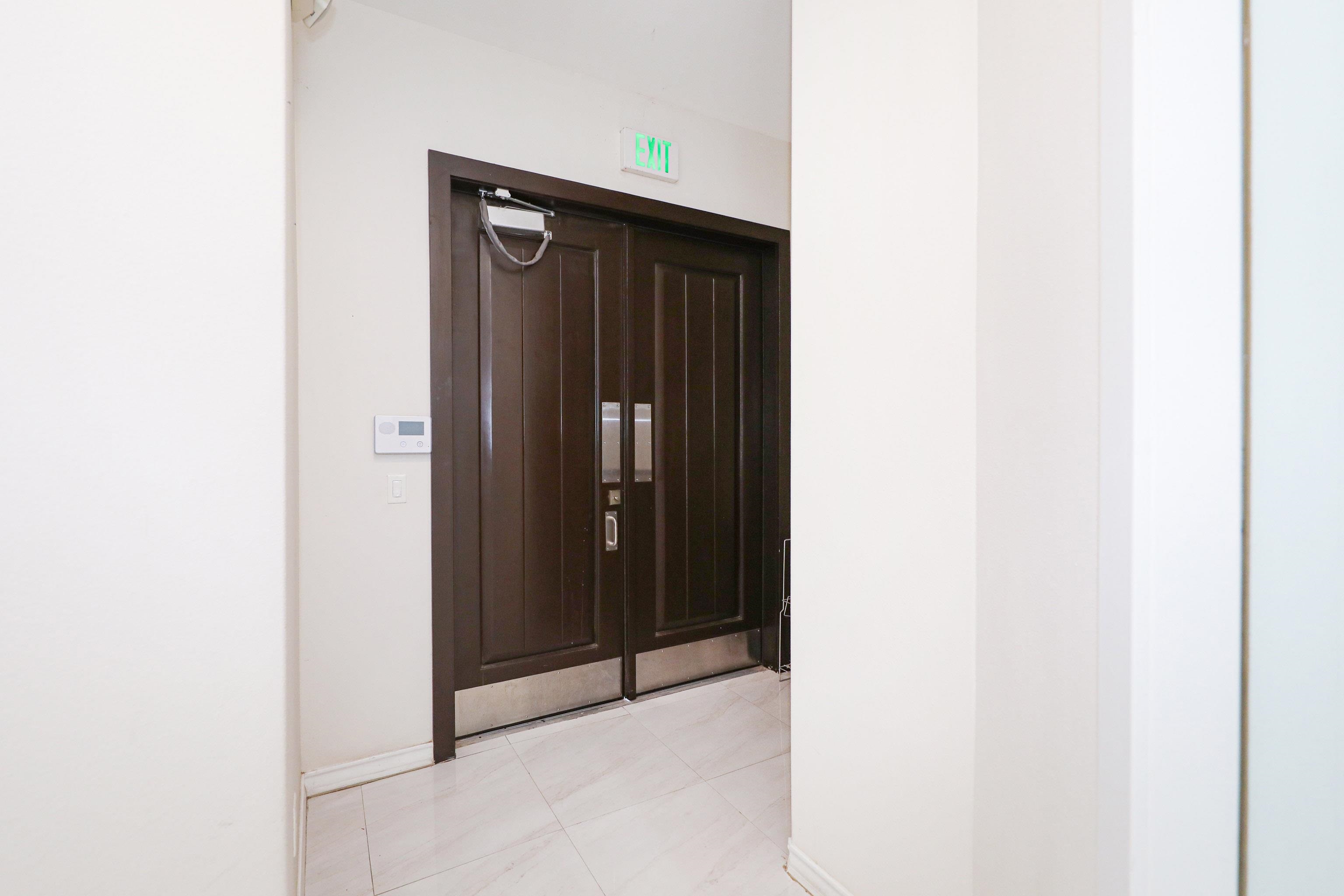 10414 Medical Lp Property Photo 5