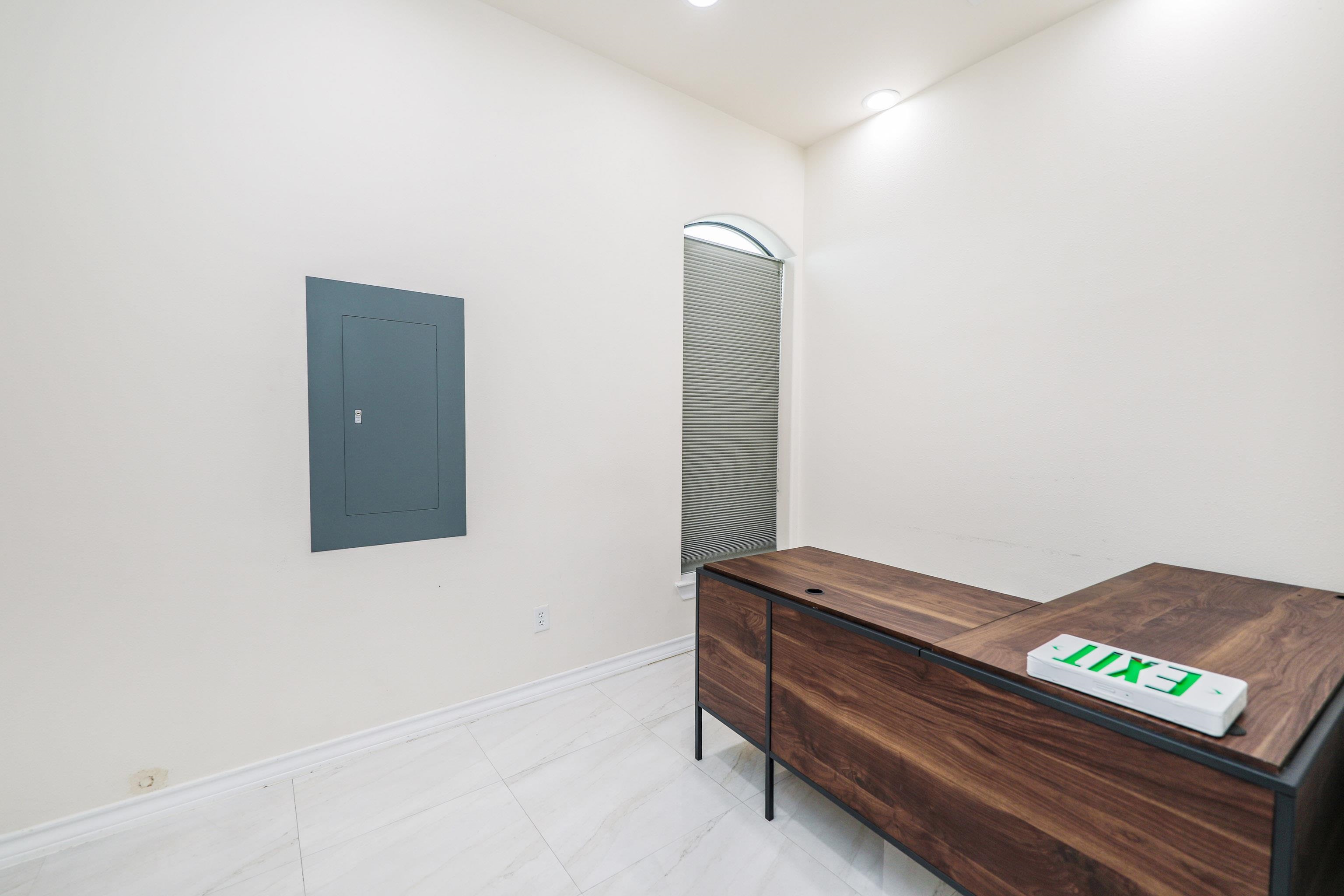 10414 Medical Lp Property Photo 32