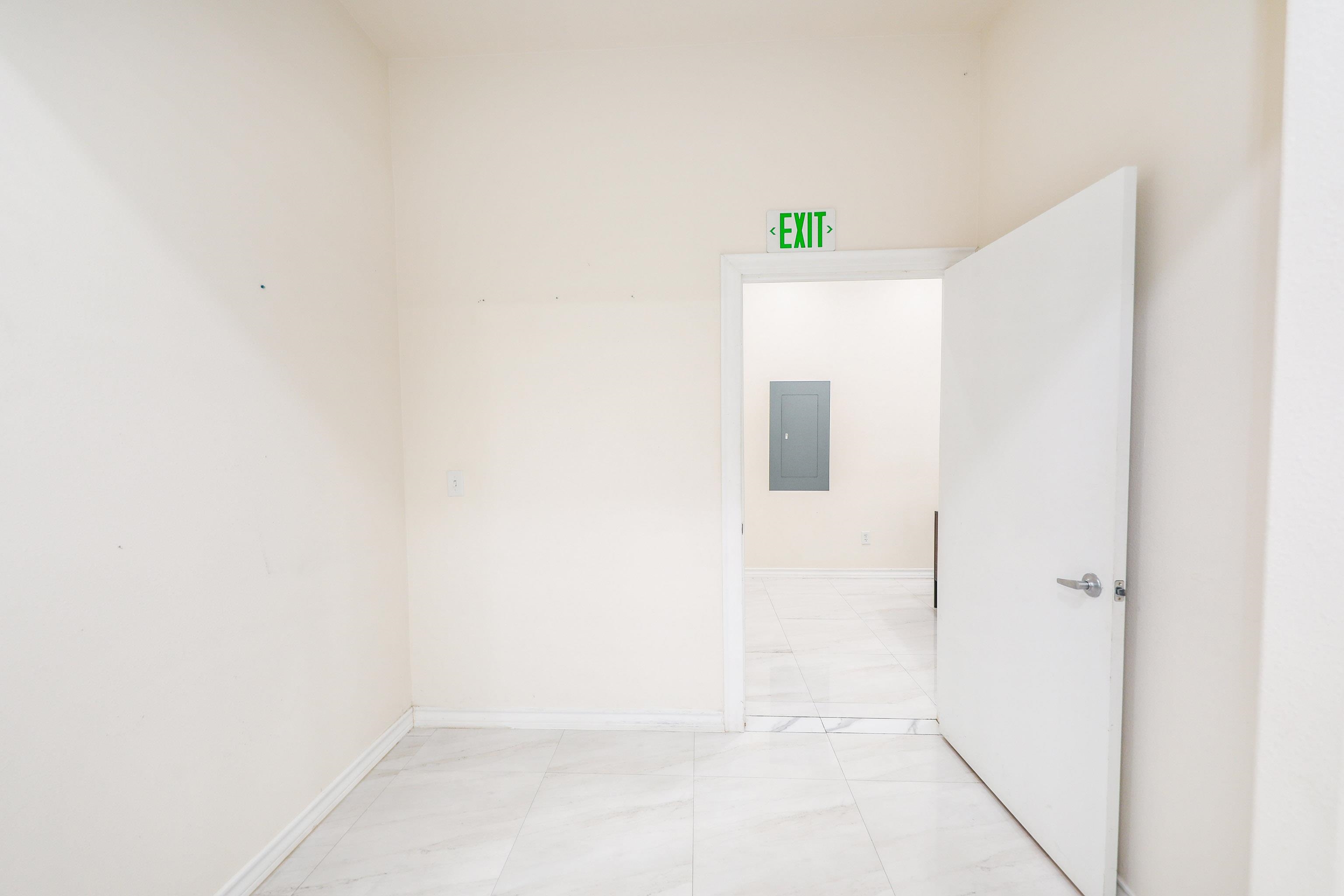 10414 Medical Lp Property Photo 34