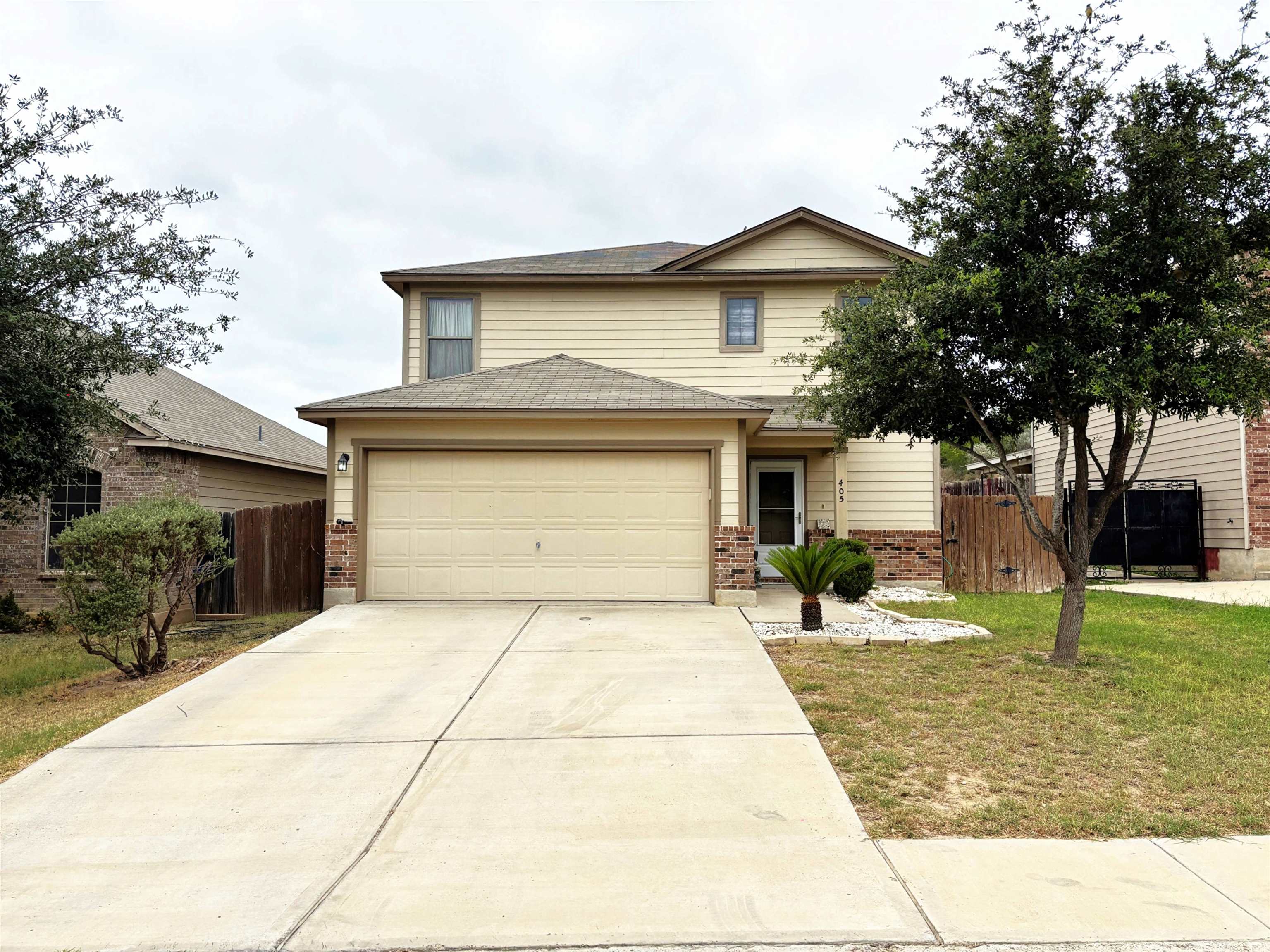 405 Almeja Dr Property Photo 1