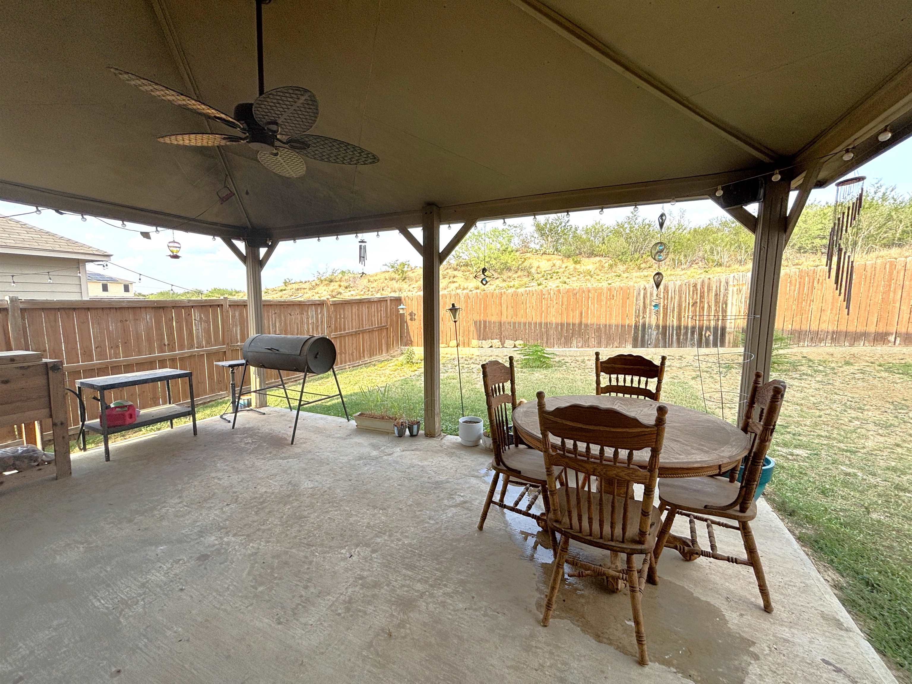 405 Almeja Dr Property Photo 14