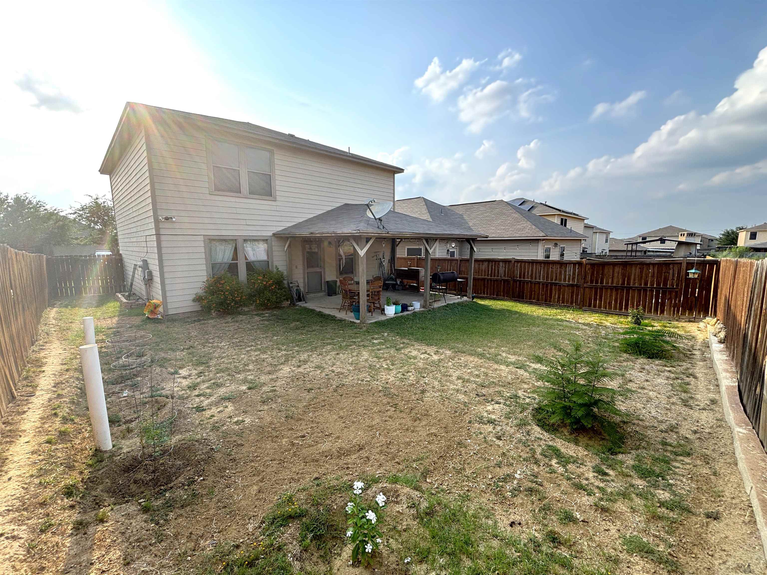 405 Almeja Dr Property Photo 16