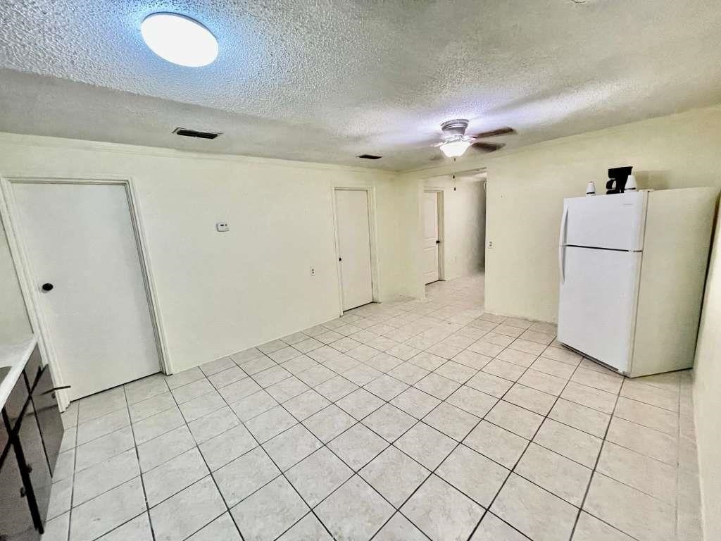 1603 Centeno Ln Property Photo 3