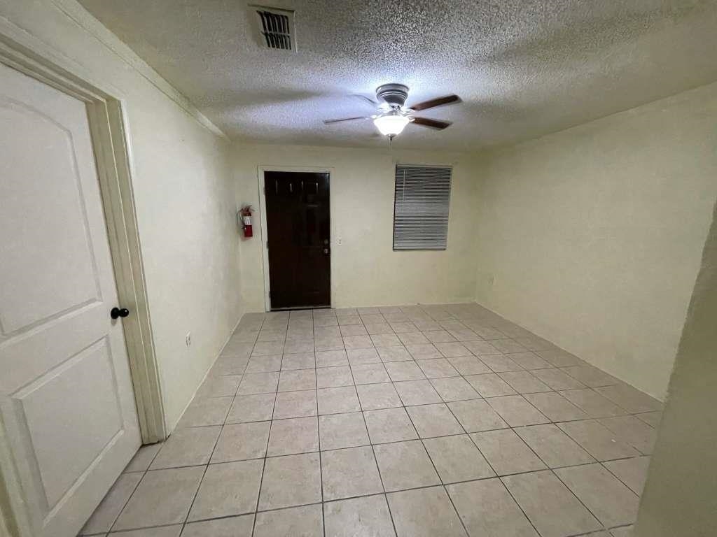 1603 Centeno Ln Property Photo 4