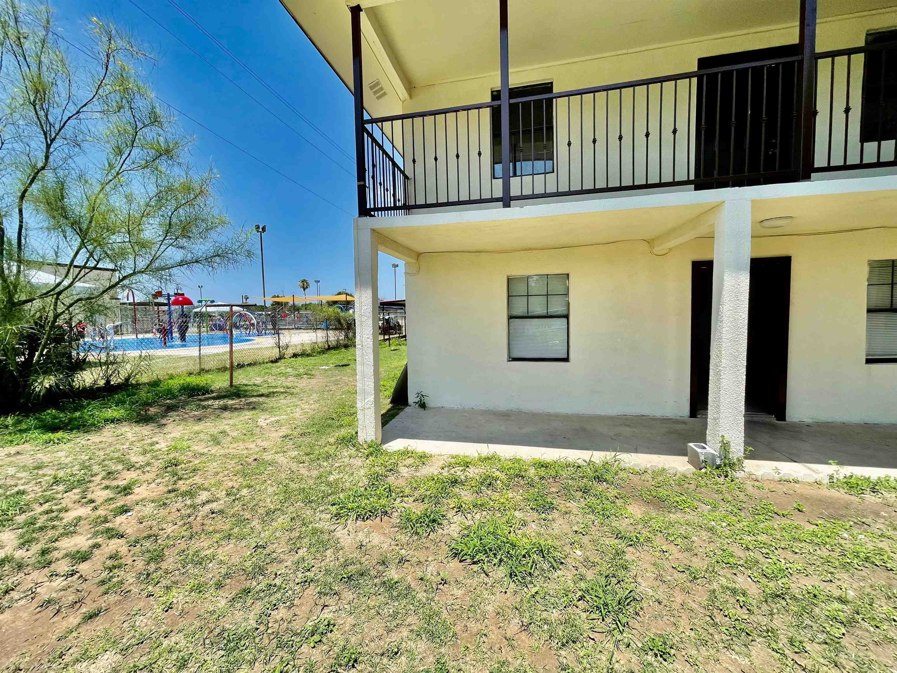1603 Centeno Ln Property Photo 7