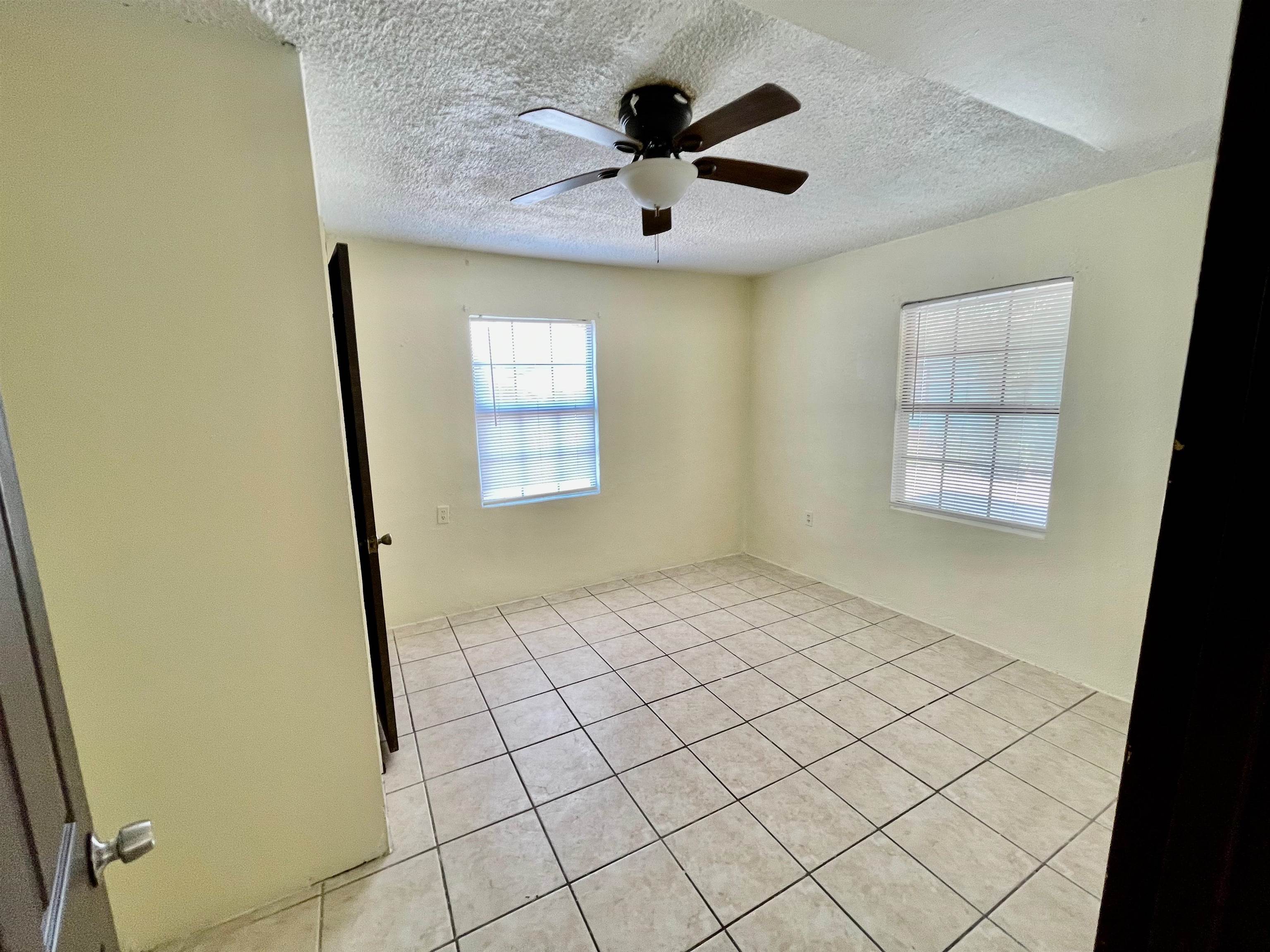 1603 Centeno Ln Property Photo 23