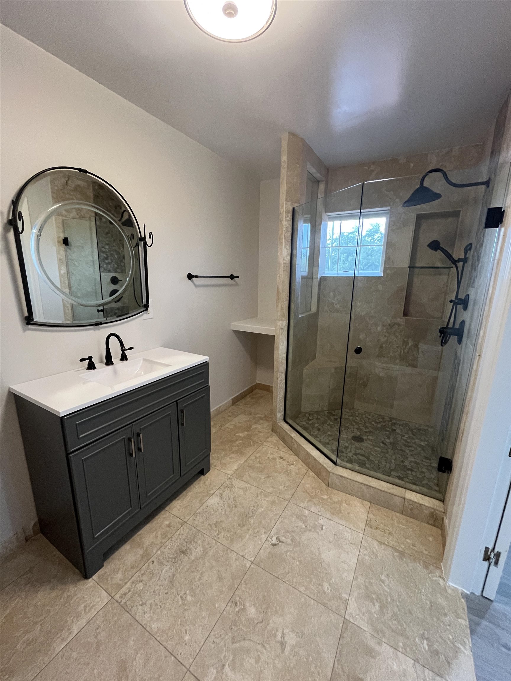 1800 Country Club Dr 14 Property Photo 26