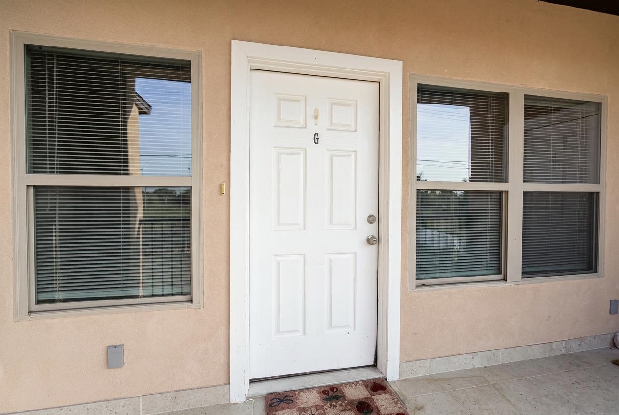 5601 Cuenca Dr G Property Photo 1