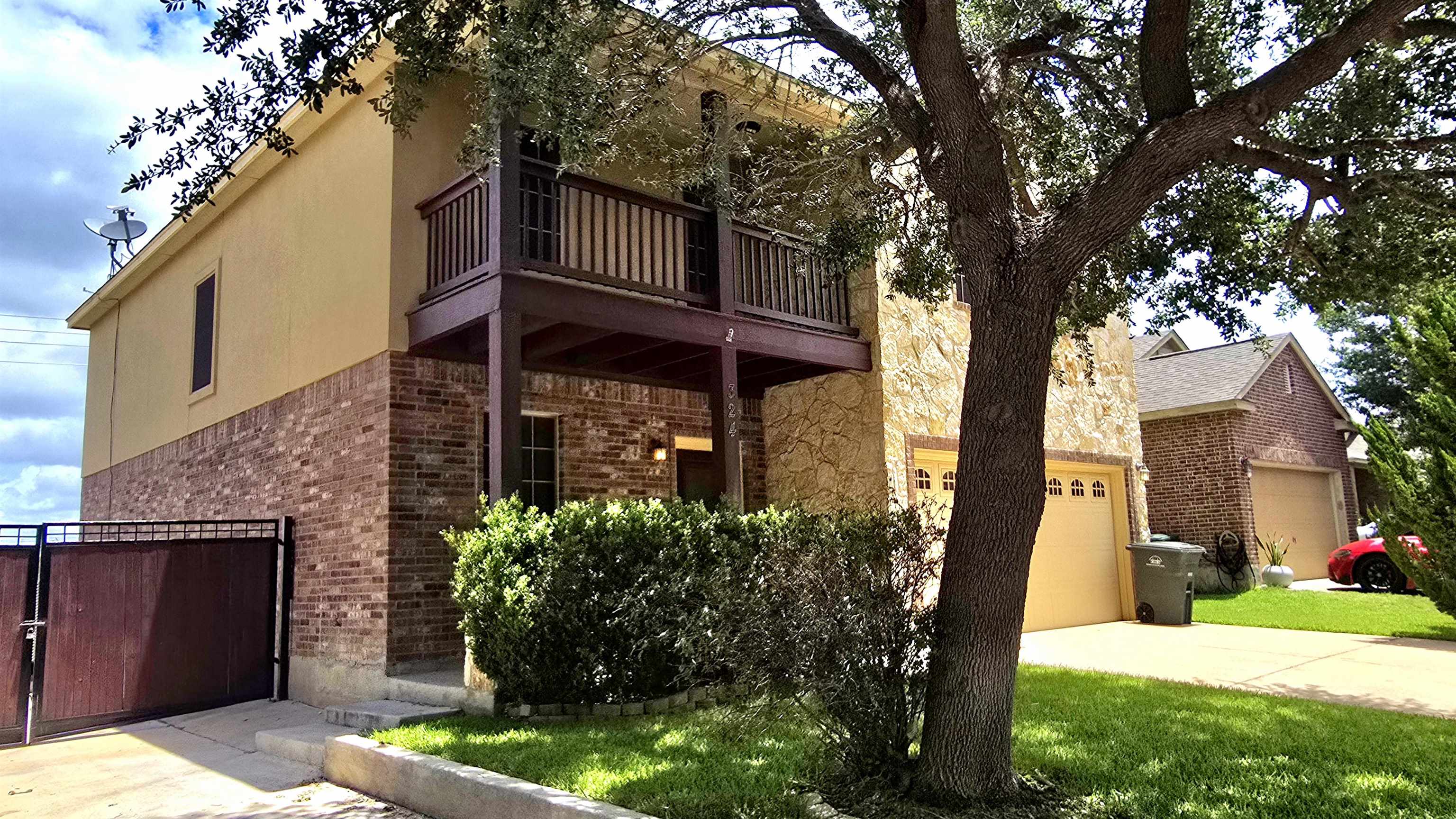 324 Kahlo Lp Property Photo 2