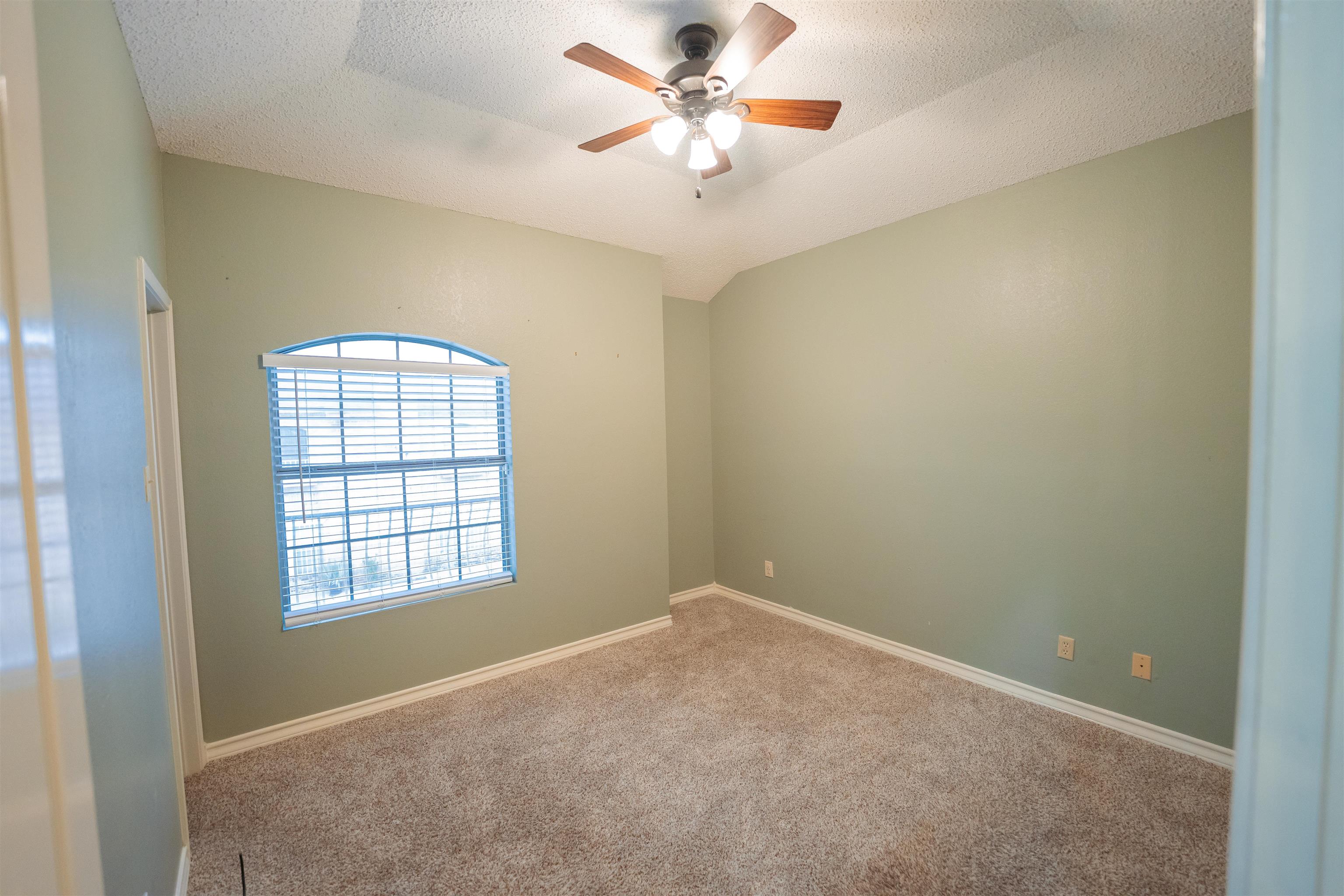 1419 Gustavus St 45 Property Photo 7