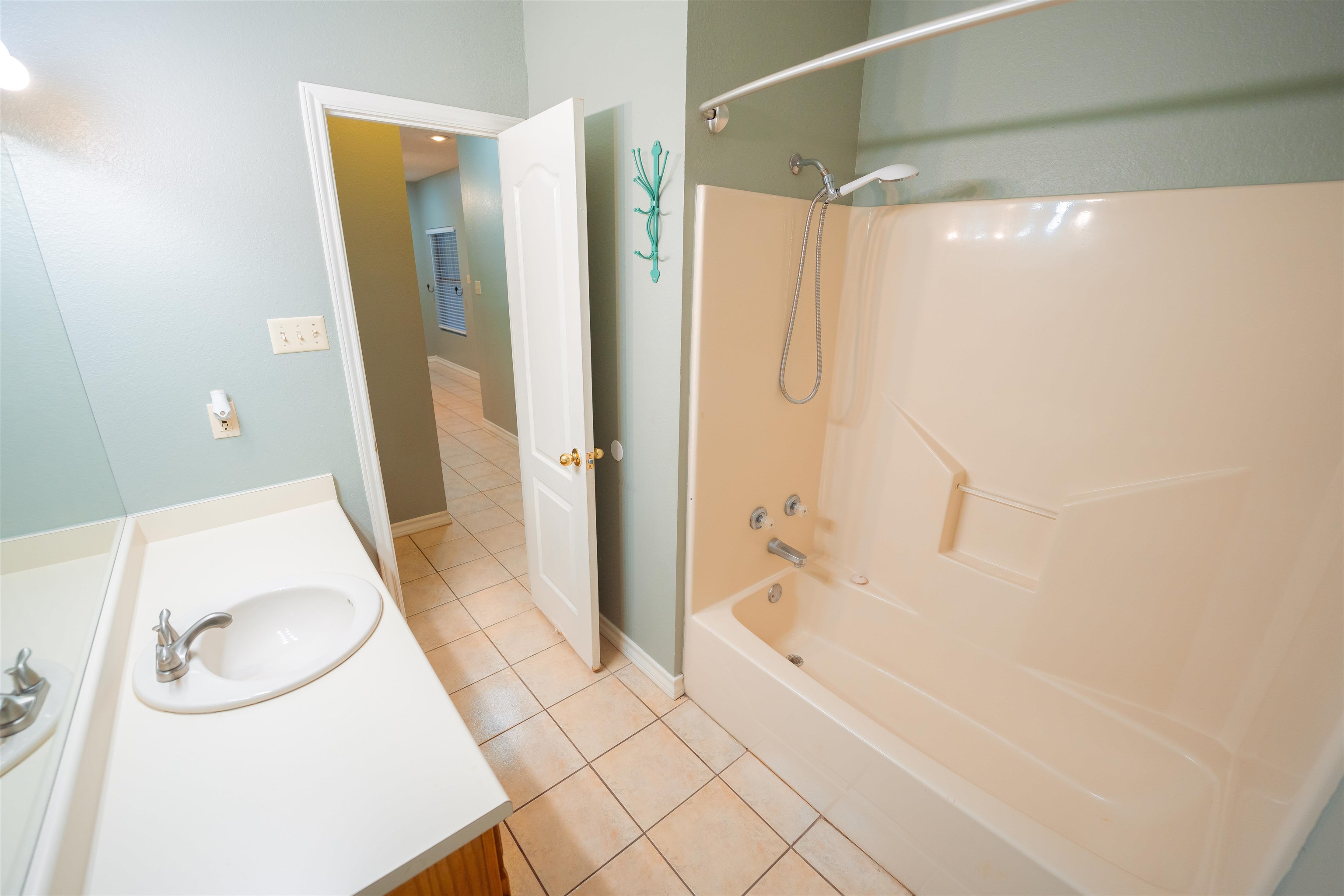 1419 Gustavus St 45 Property Photo 20