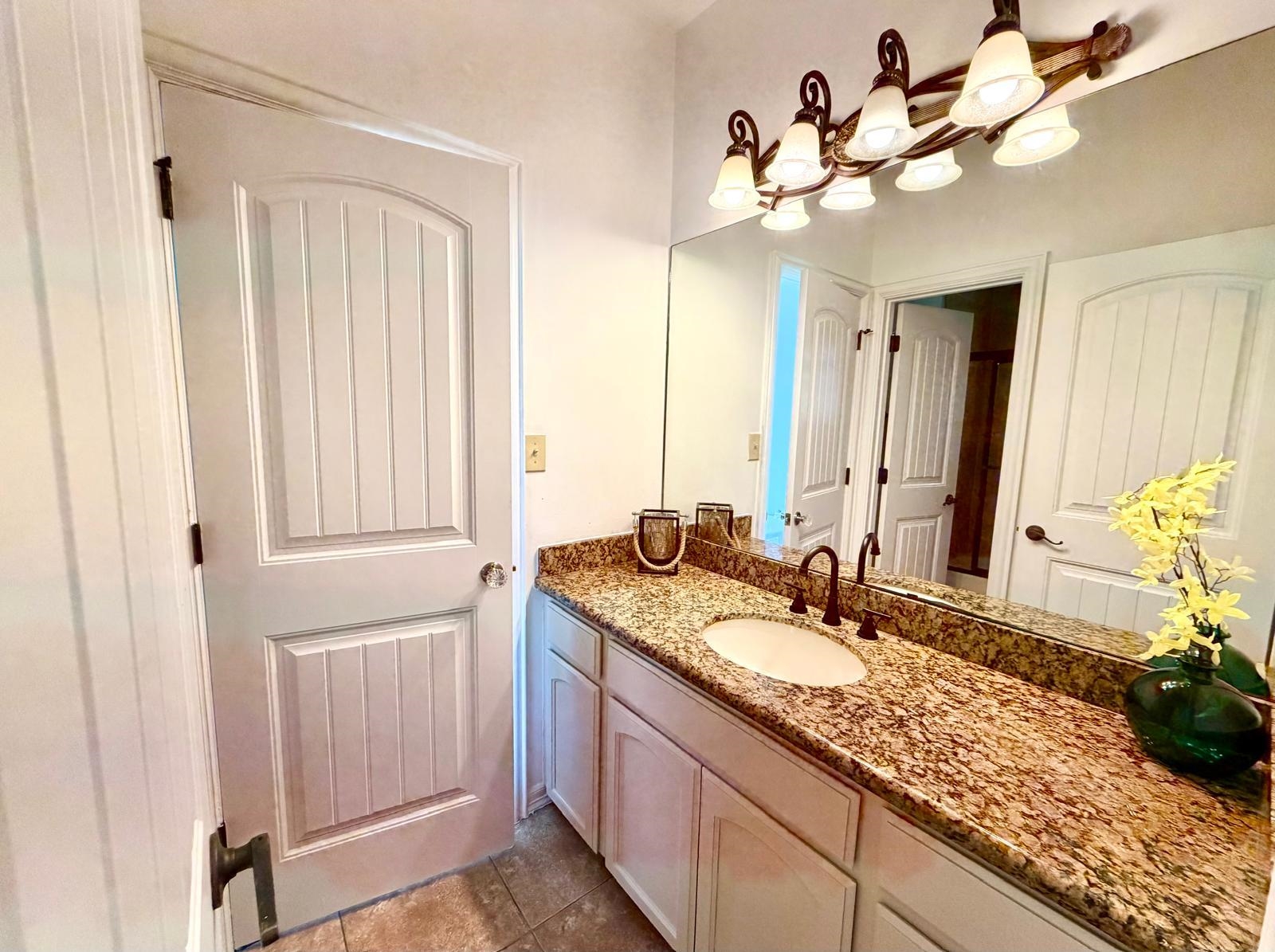 8216 Casa Verde Rd B-115 Property Photo 13