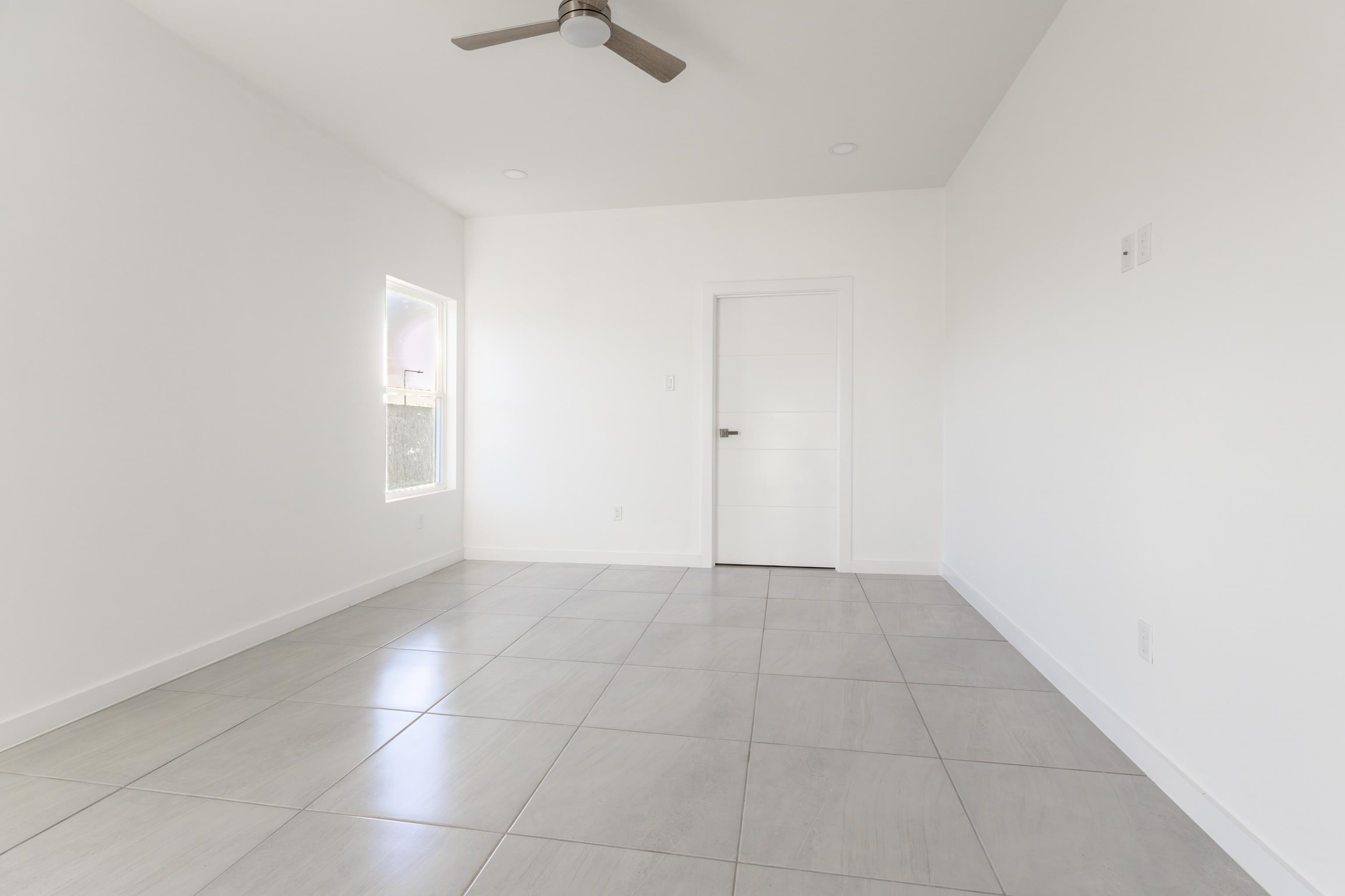 5021 Servando Dr Property Photo 17