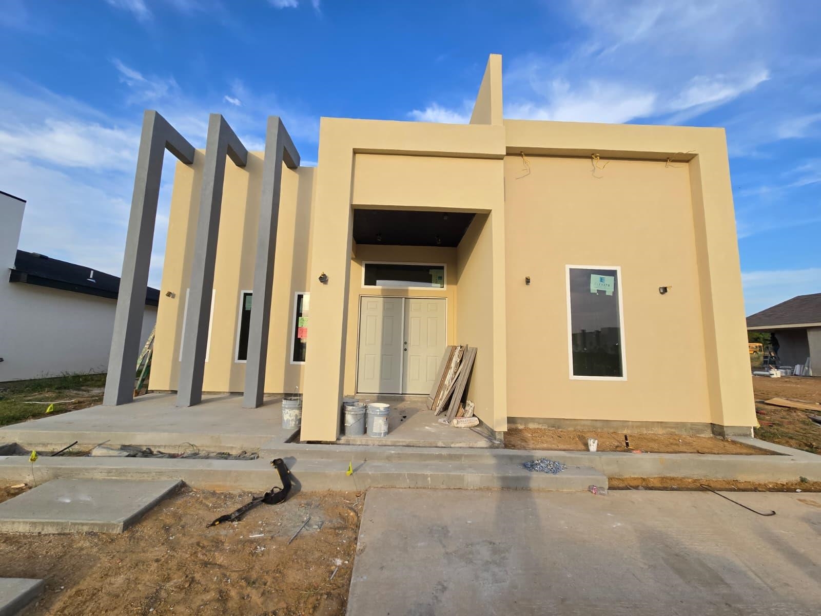 5057 Luna Grande Lp. Property Photo 1