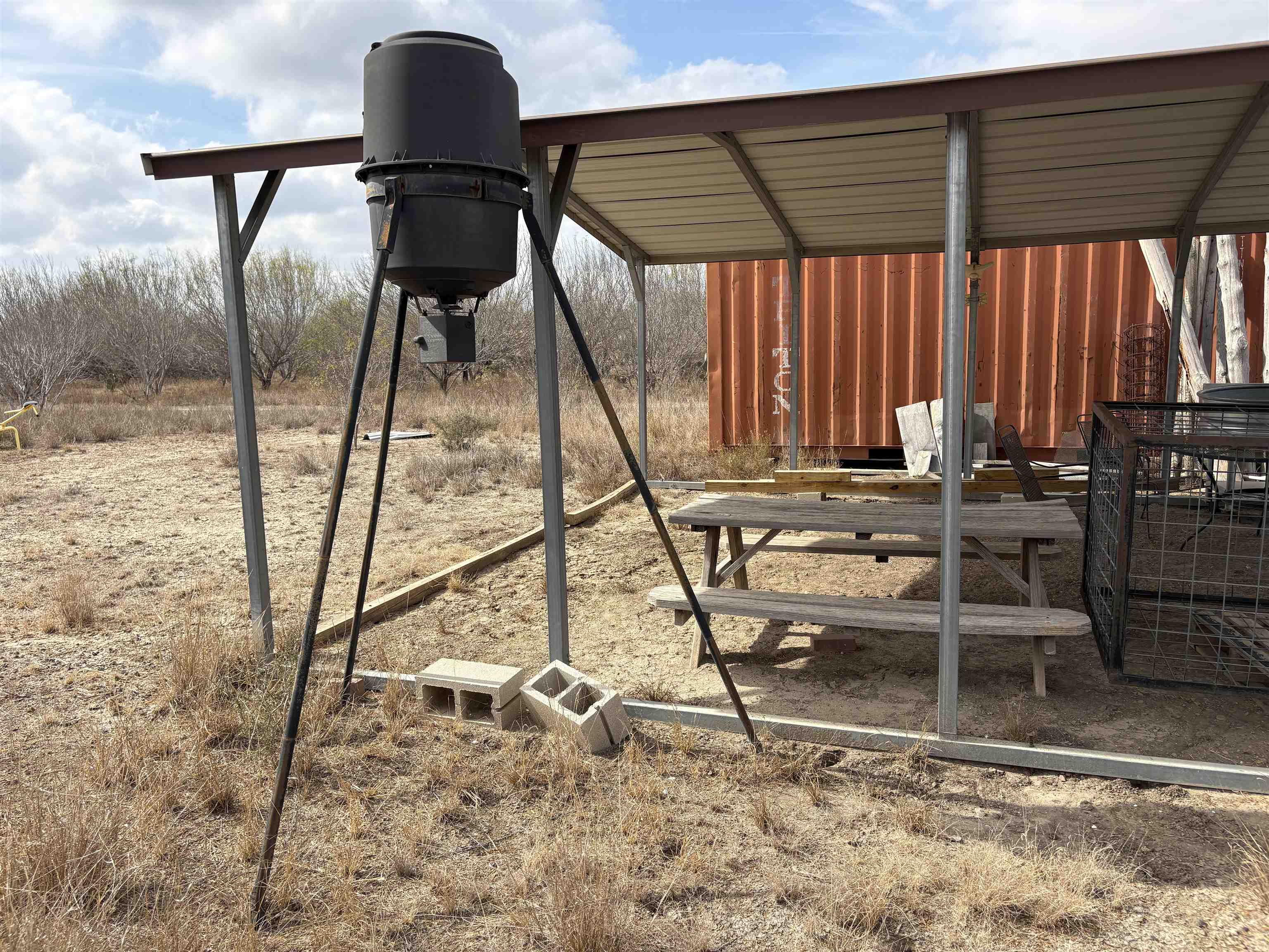 3354 E Texas State Highway 44 Property Photo 2