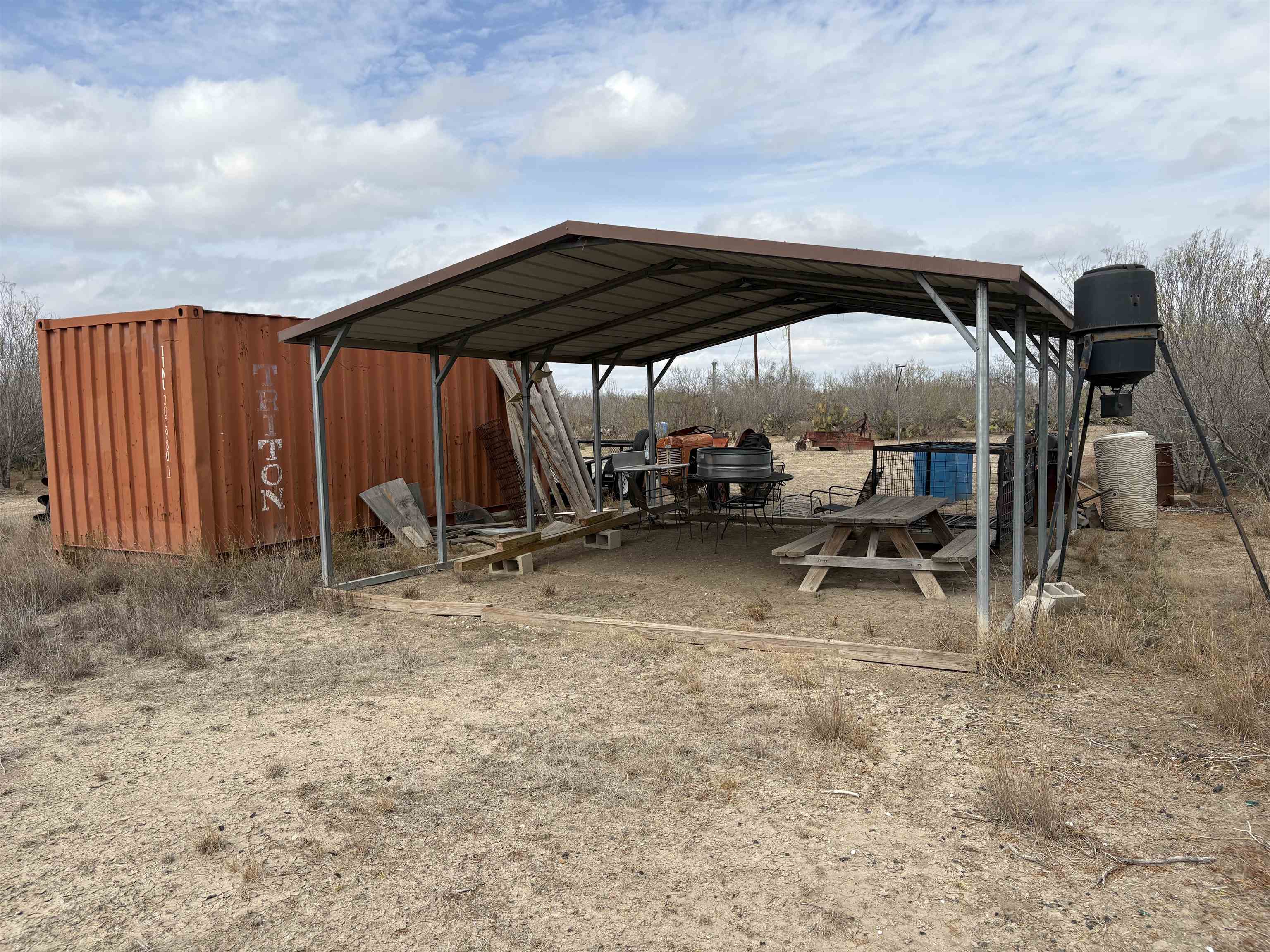 3354 E Texas State Highway 44 Property Photo 4