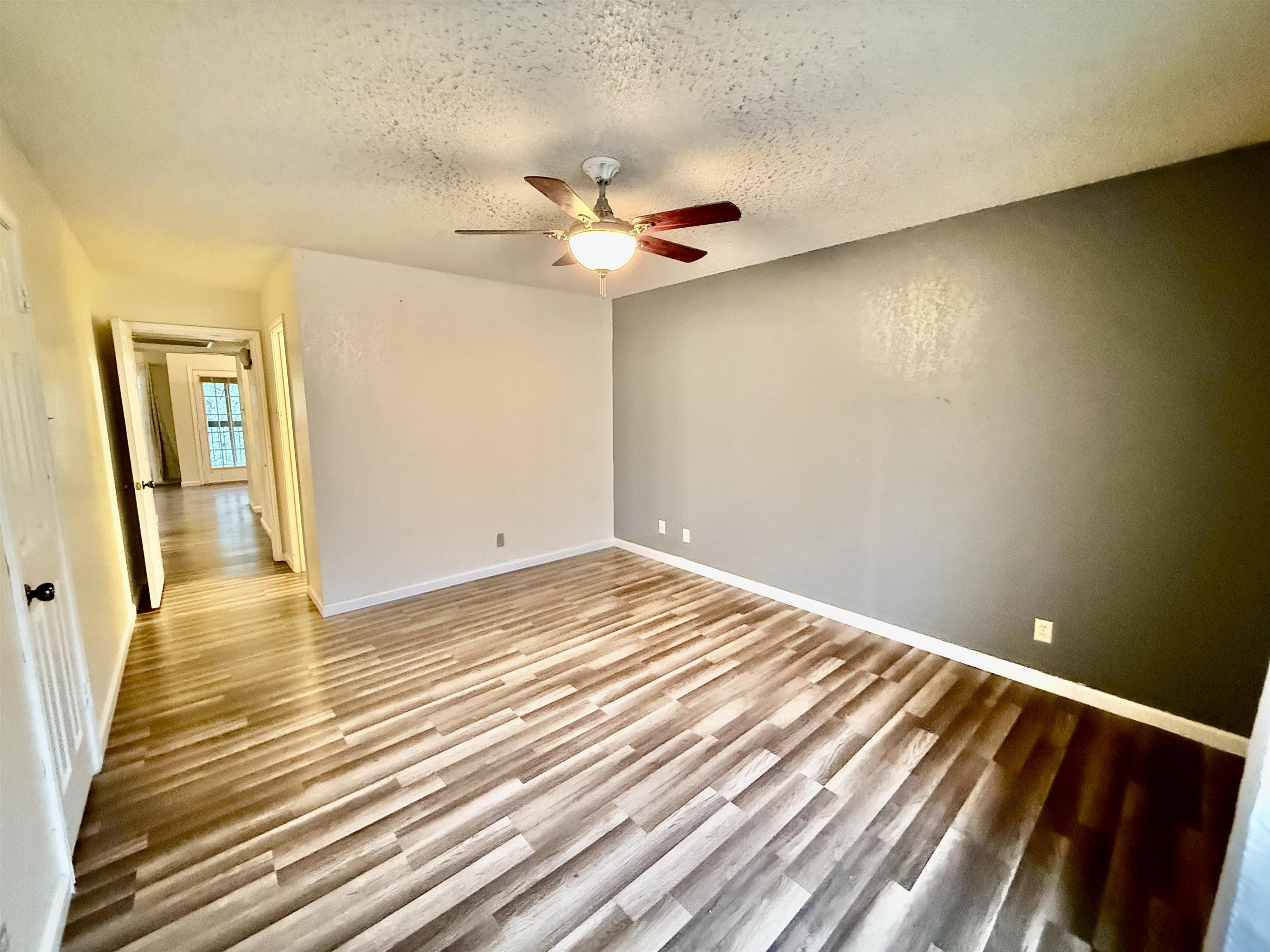 8633 Datapoint Dr 226 Property Photo 8