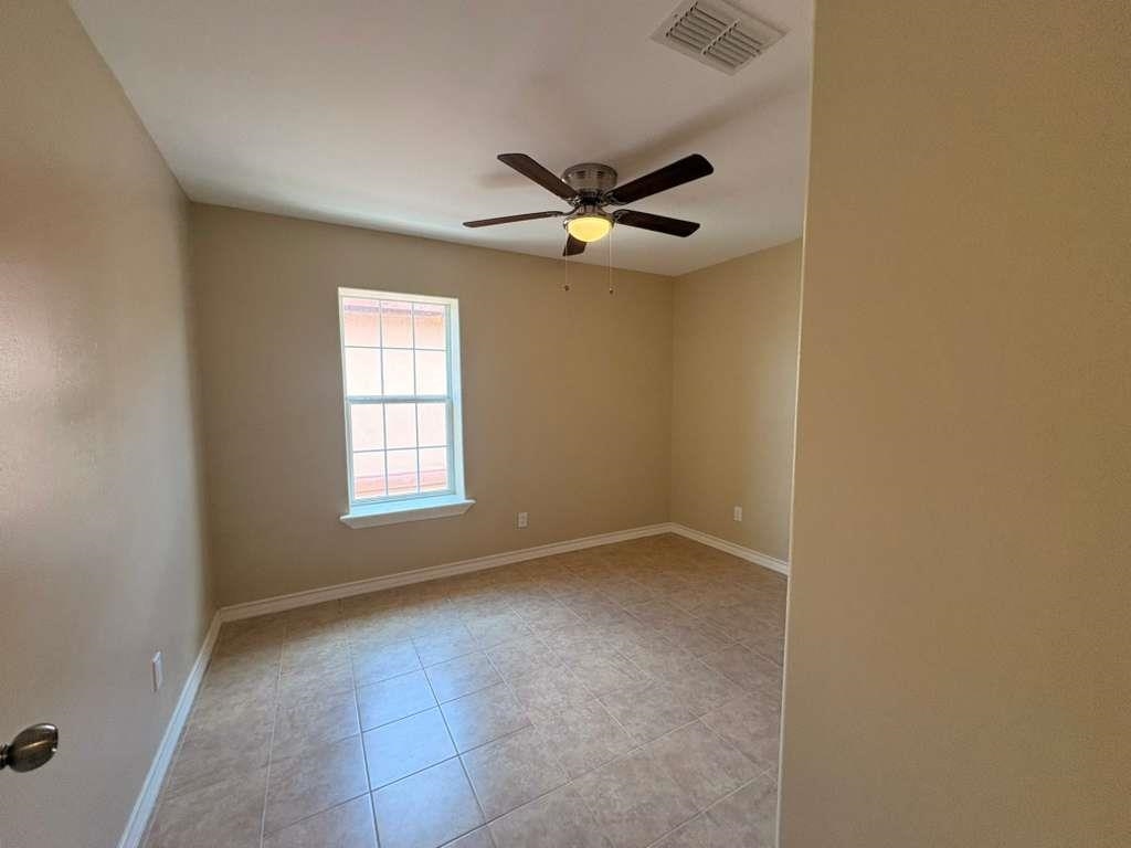4018 San Agustin Ave L Property Photo 7