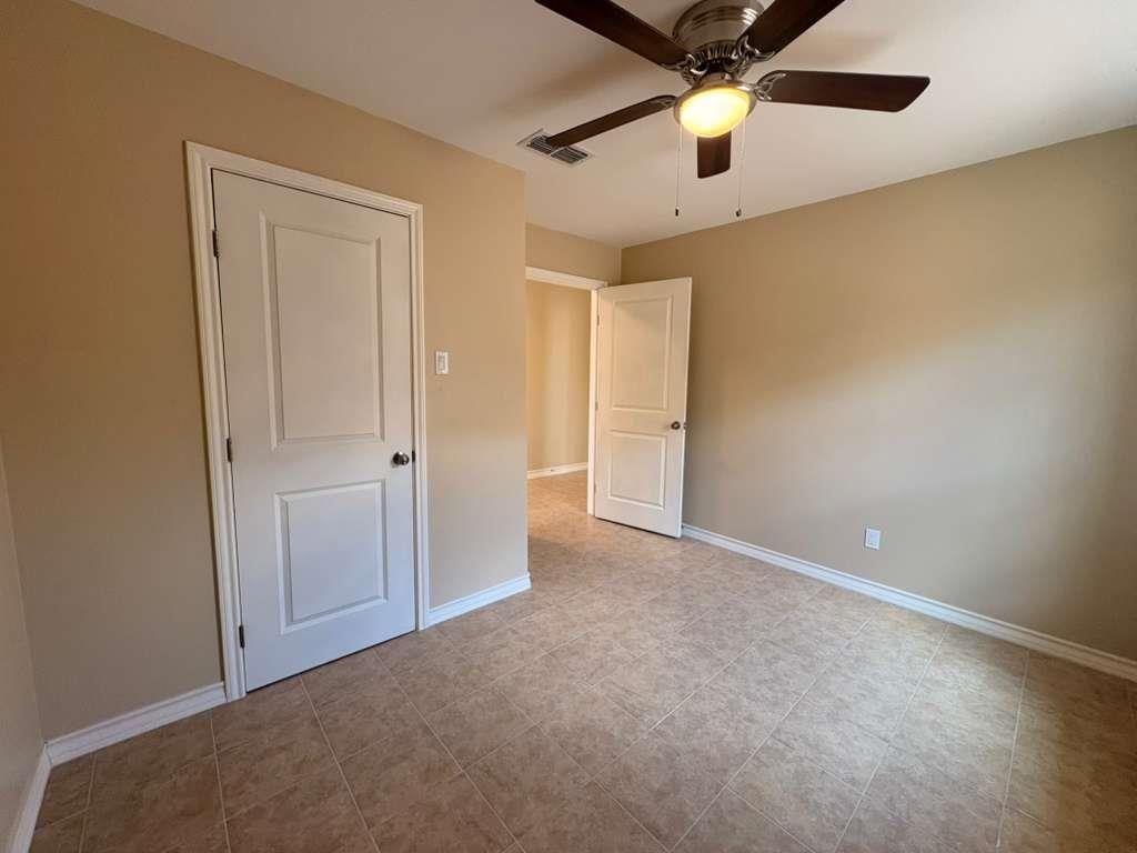 4018 San Agustin Ave L Property Photo 8