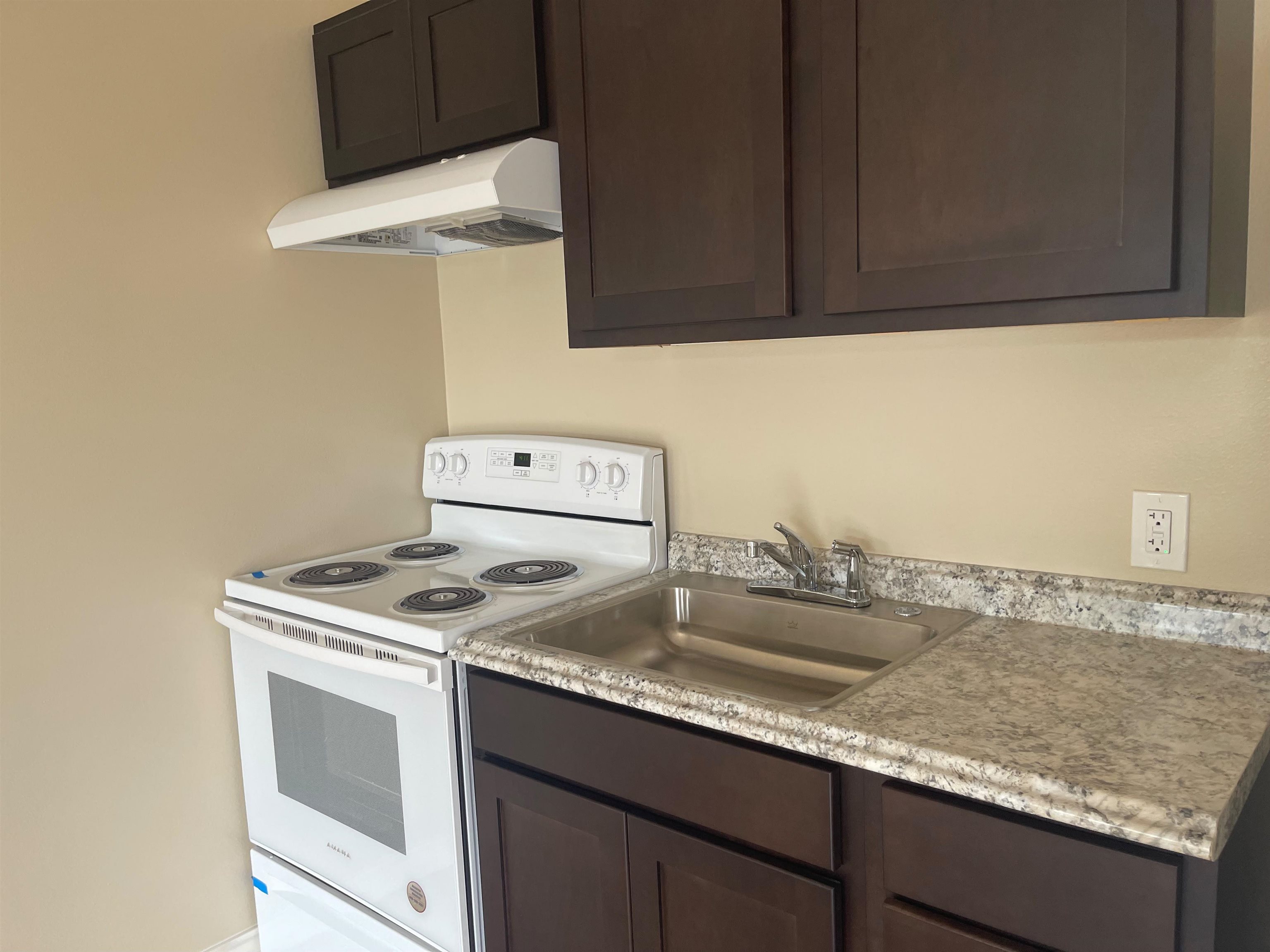 4018 San Agustin Ave I Property Photo 7