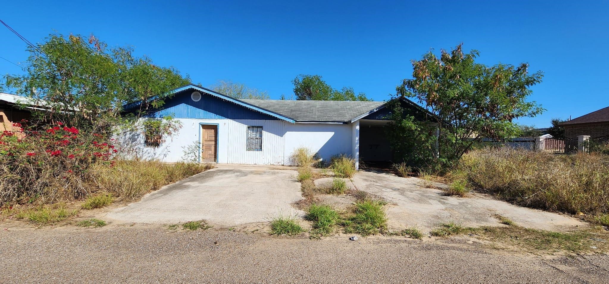 5404 Lopez Lane Property Photo 1