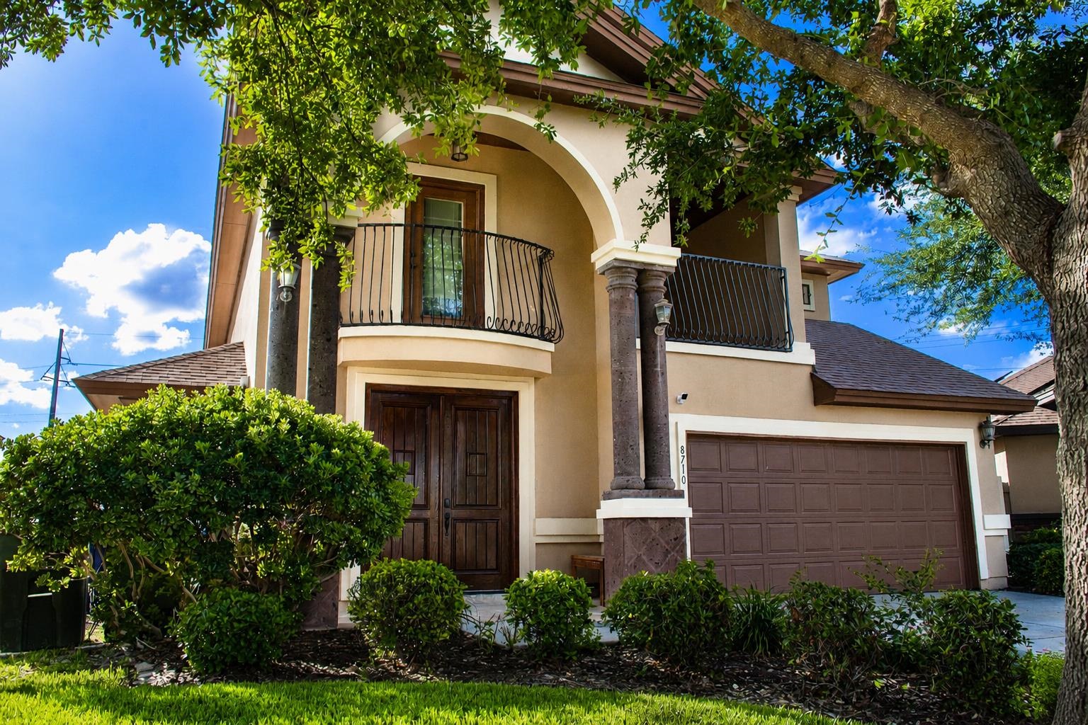 8710 Miraflores Ct. Property Photo 1