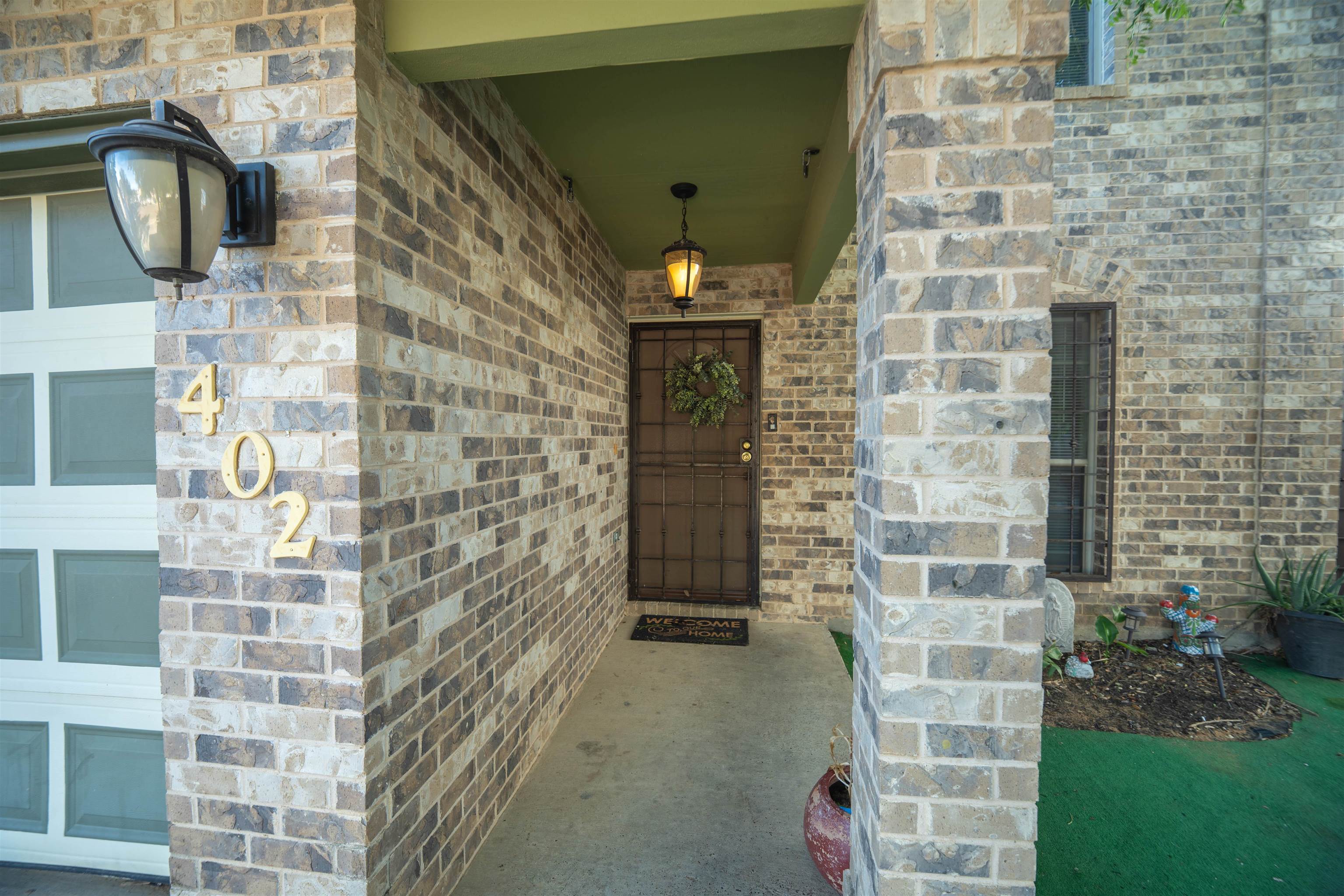 402 Campanario Ln Property Photo 5