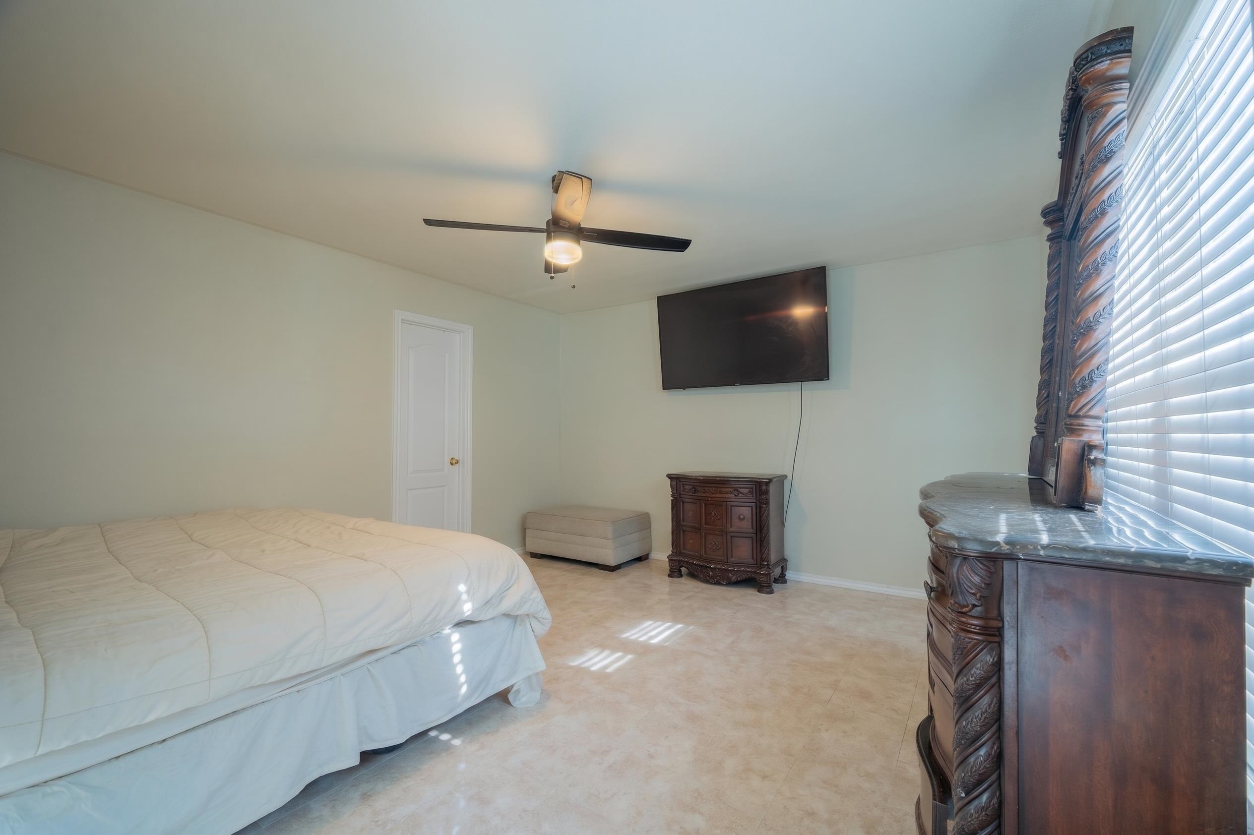 402 Campanario Ln Property Photo 17
