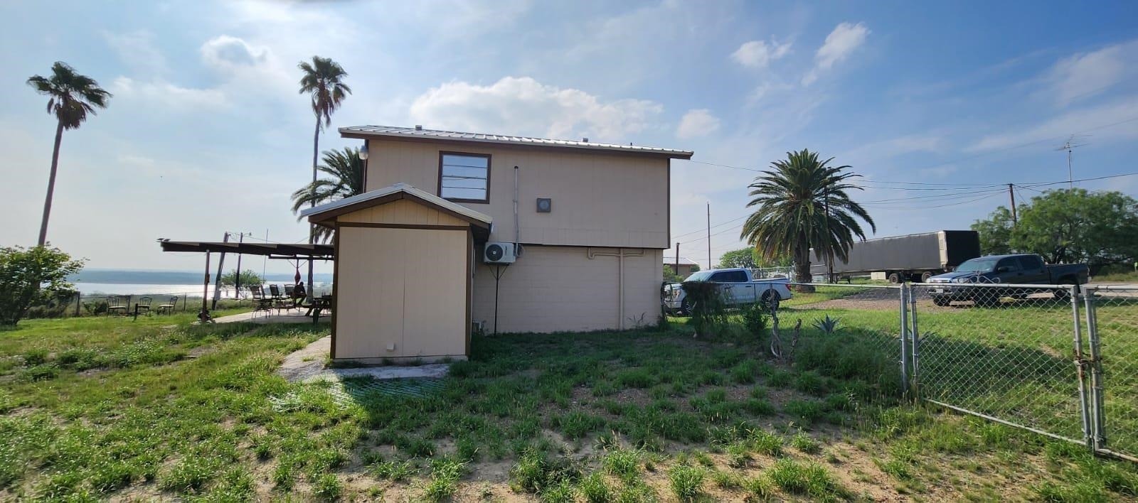 2036 N Siesta Ln Property Photo 25