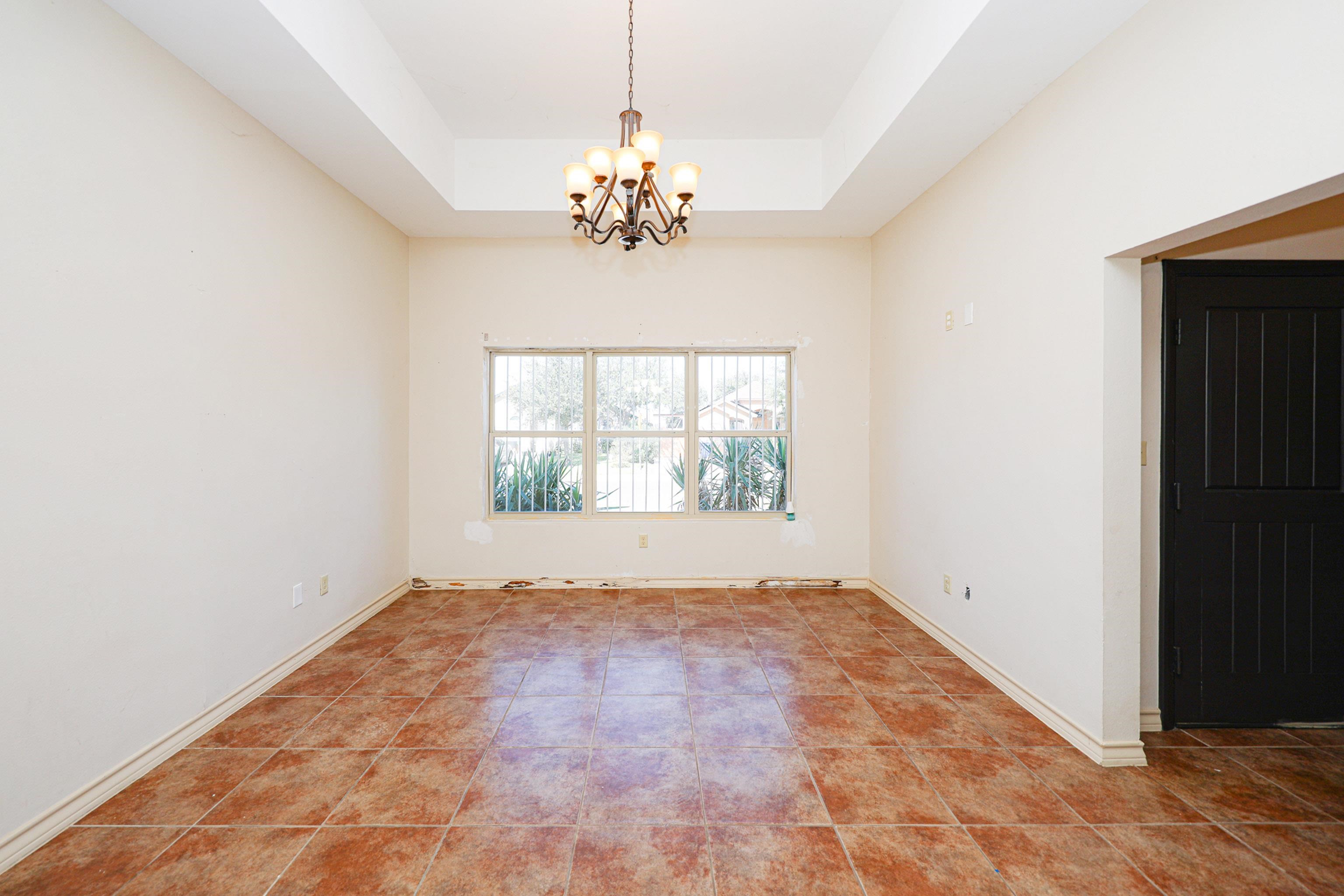 4221 Katiana Dr. Property Photo 4