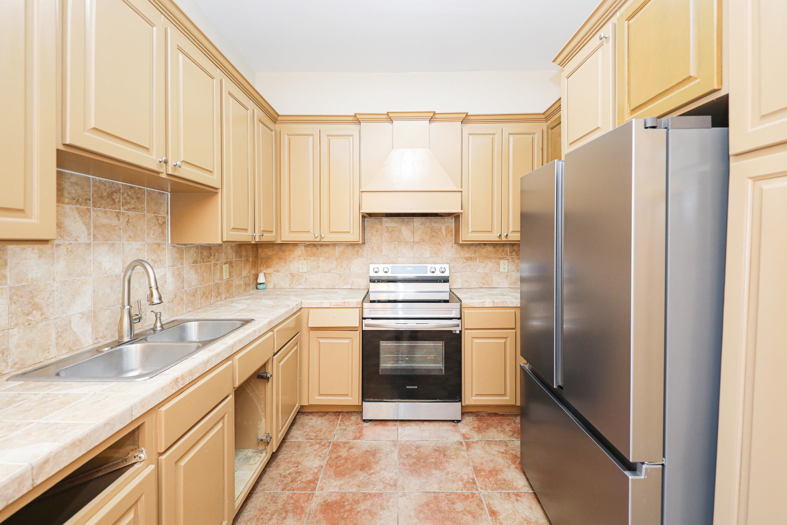 4221 Katiana Dr. Property Photo 7