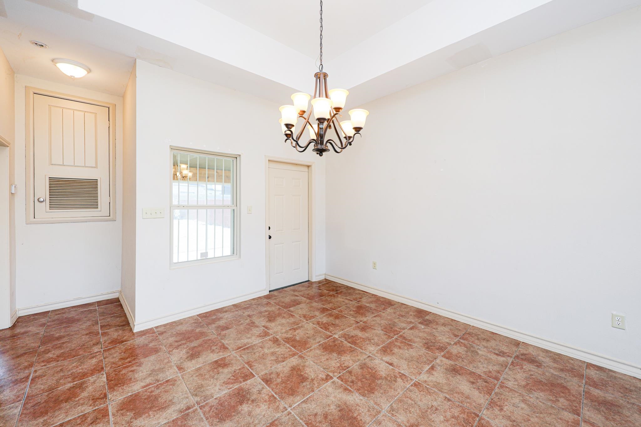 4221 Katiana Dr. Property Photo 9
