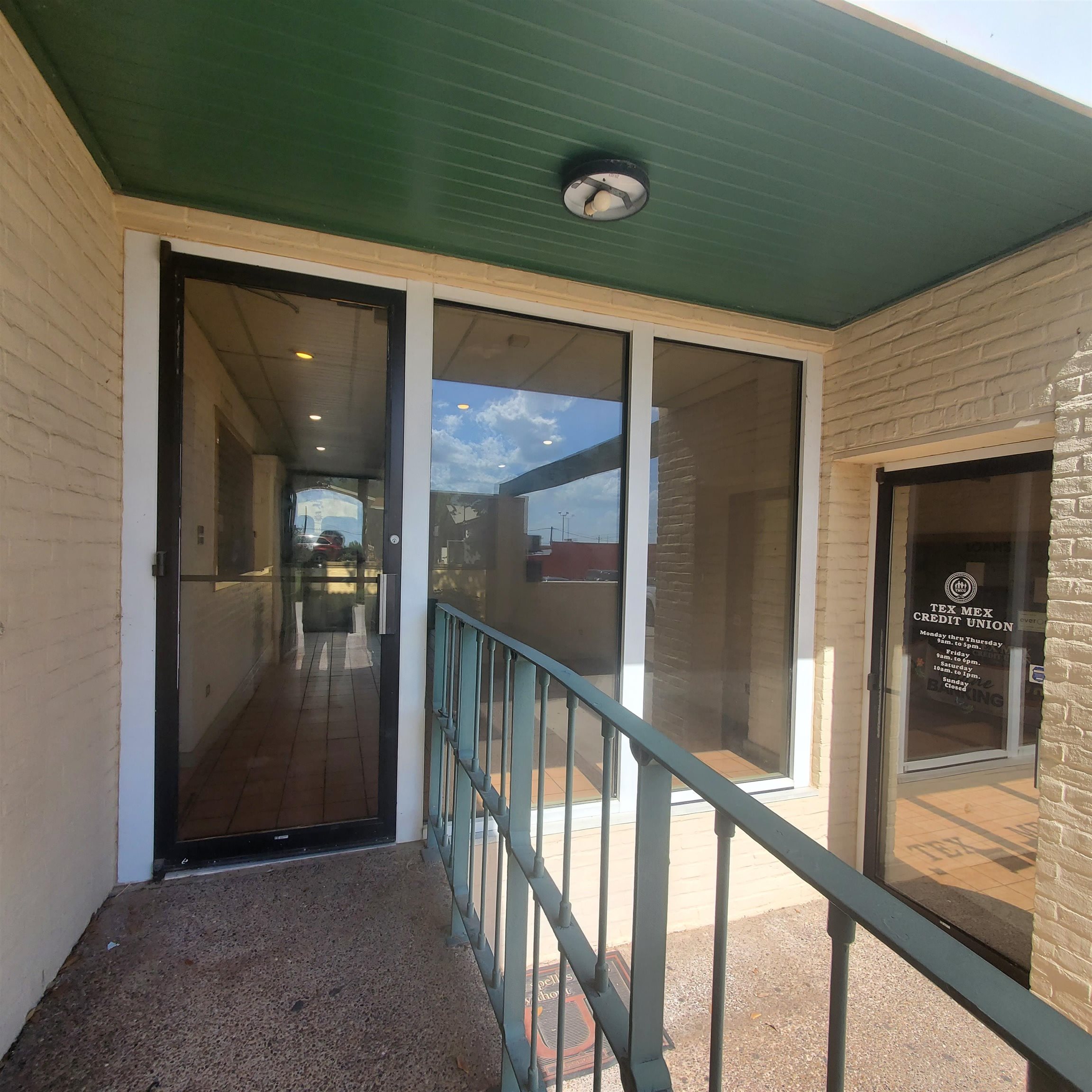 1420 Cedar Ave Property Photo 4