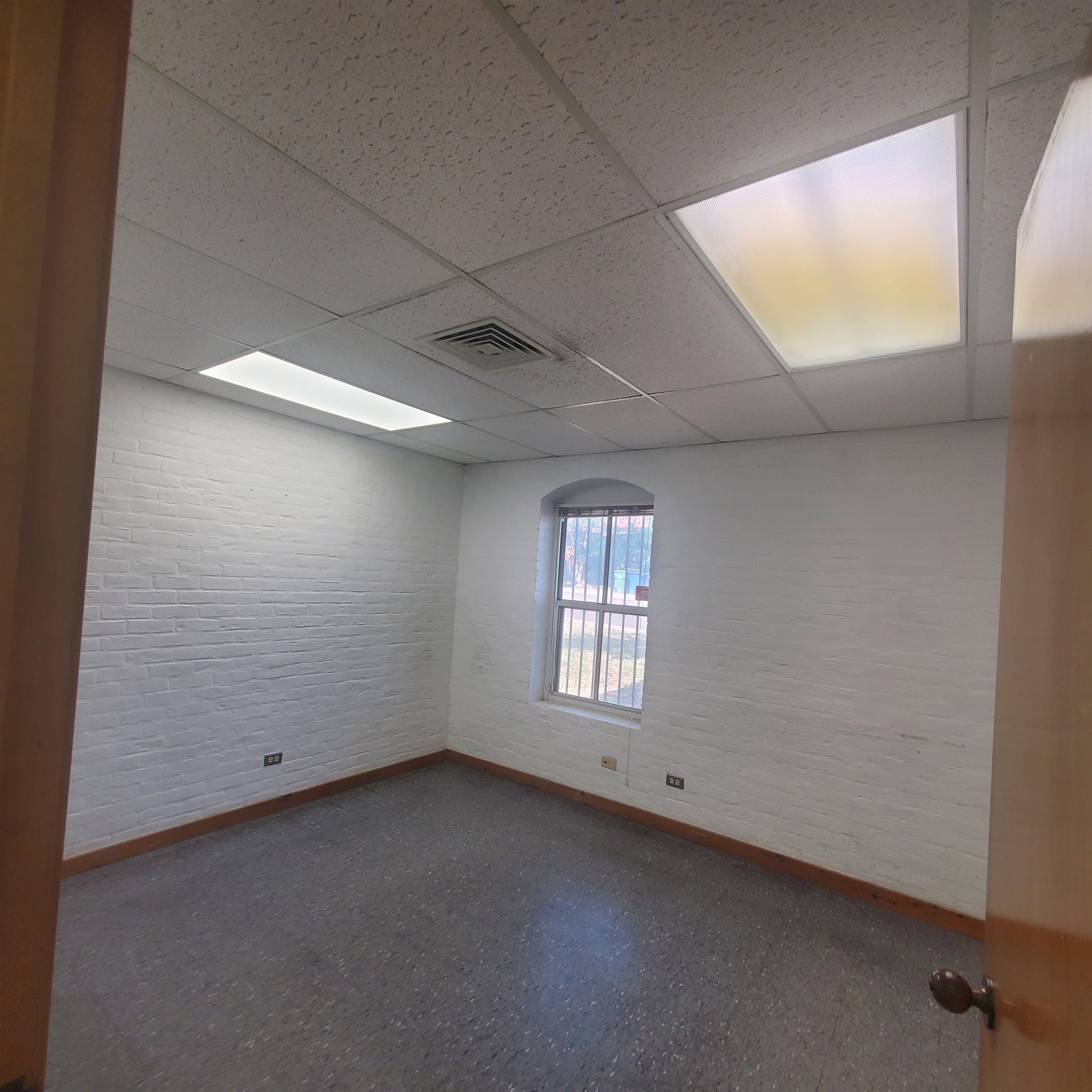 1420 Cedar Ave Property Photo 9